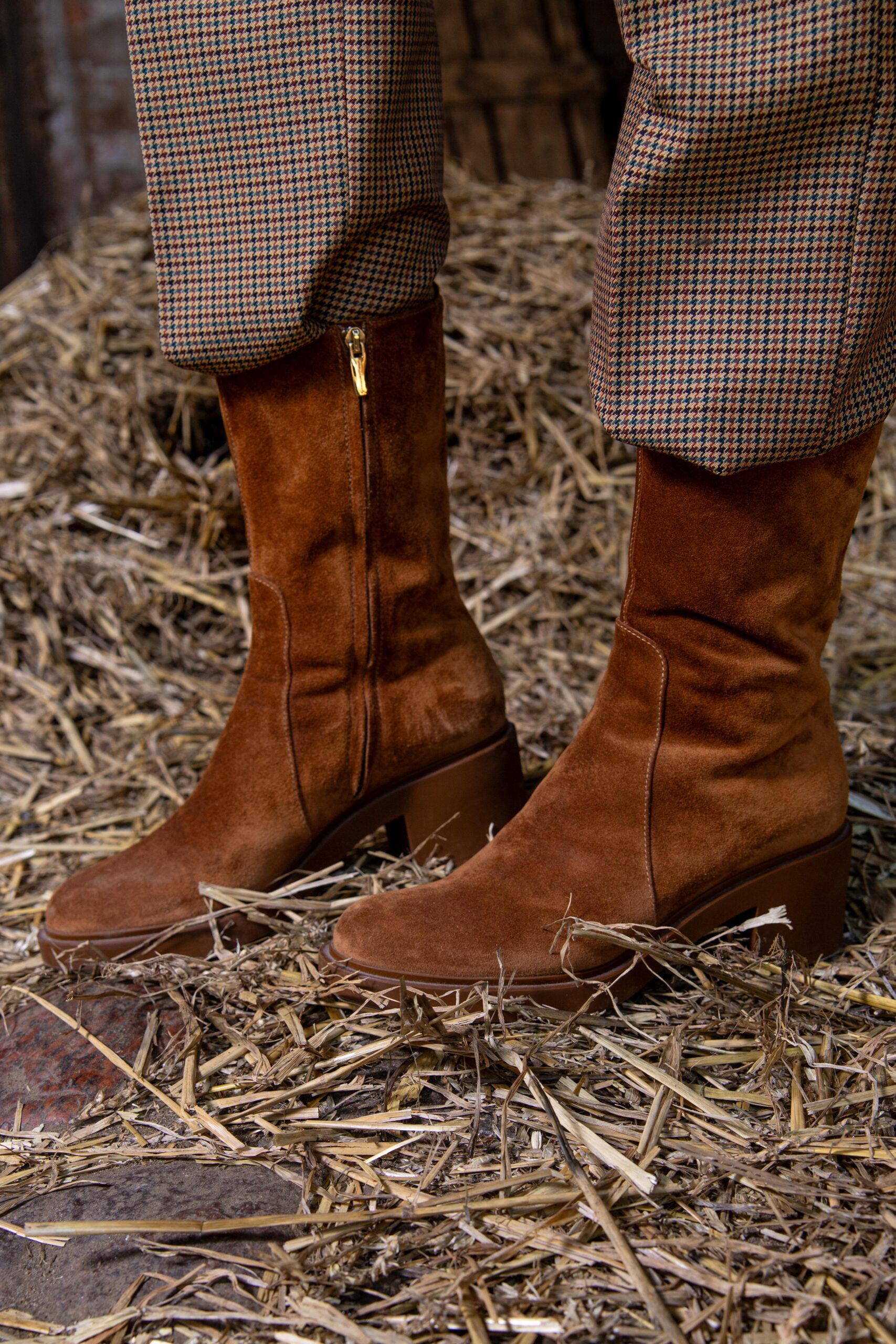 Gianvito Rossi Stiefeletten aus Veloursleder