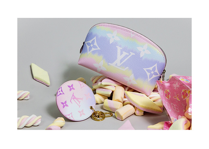Louis Vuitton „Escale“ Kosmetiktasche in Bonbonfarben, Second Hand