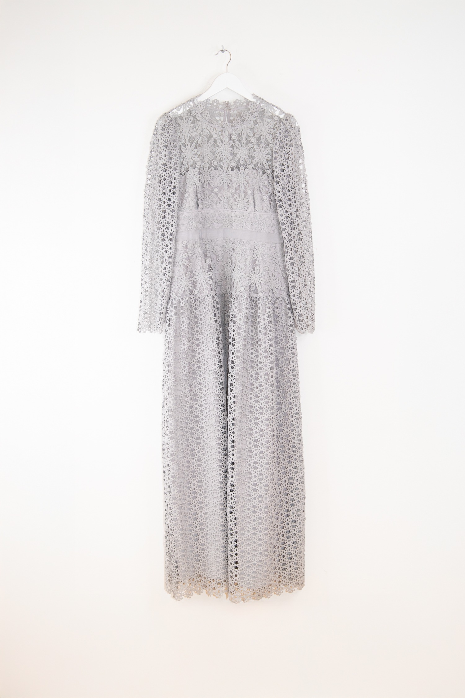 Self-Portrait "Geo Guipure" Maxikleid aus Spitze in Grau