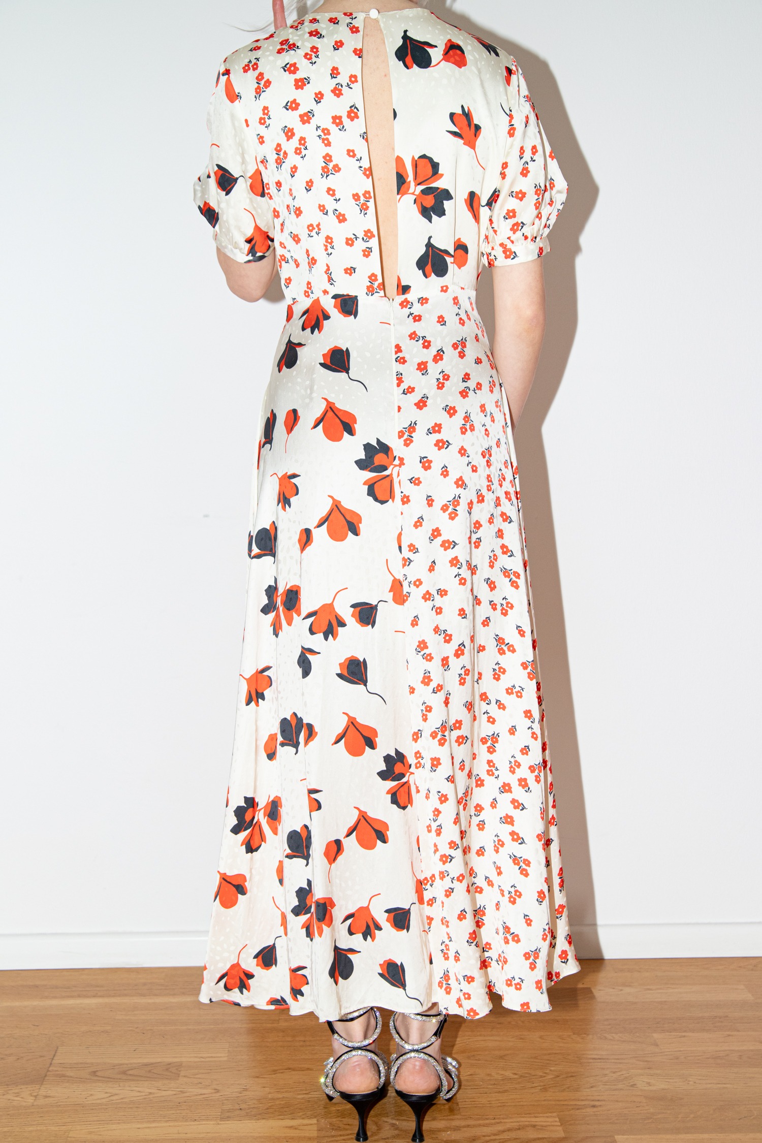 Self-Portrait Maxikleid mit floralem Print in Ecru und Rot