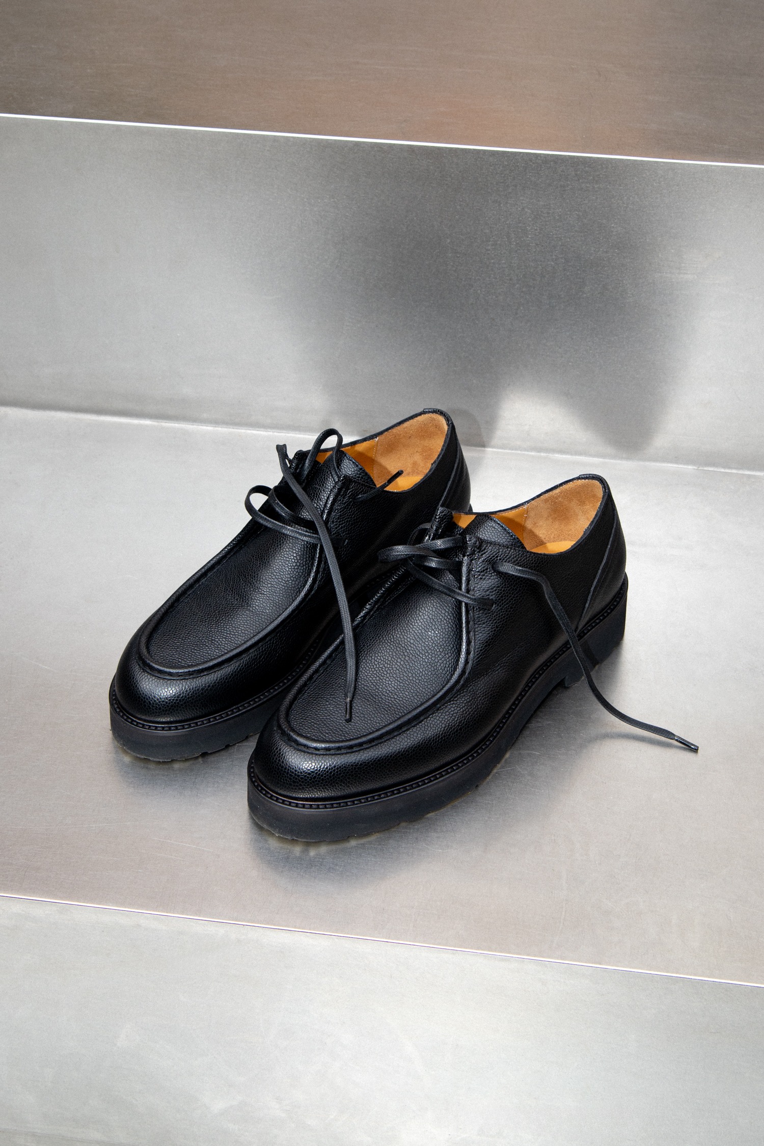 Testoni Schnürschuhe aus Leder in Schwarz