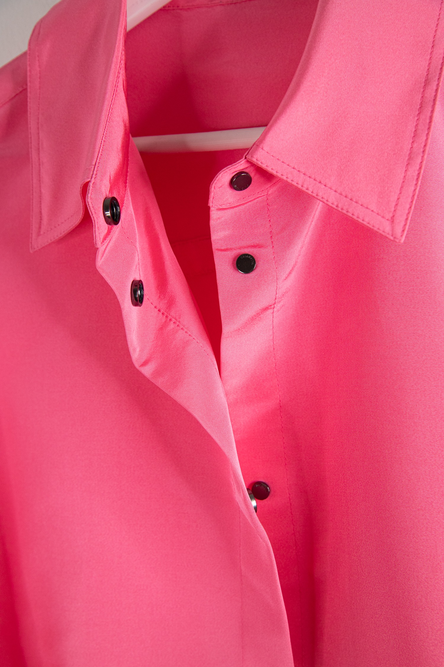 Valentino Oversized Bluse aus Seide in Pink