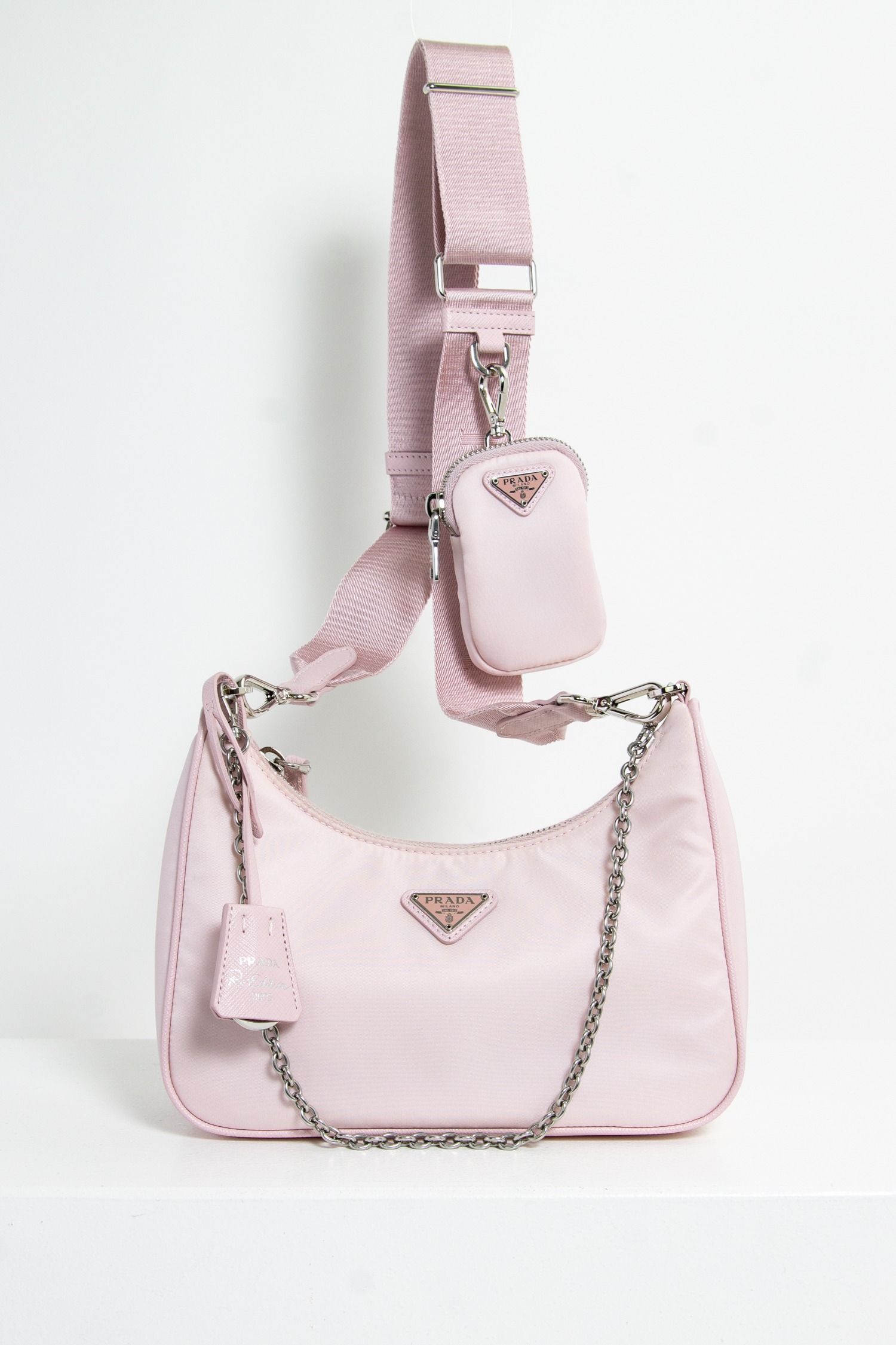 Prada "Re-Edition 2005" Umhängetasche aus Nylon in rosa