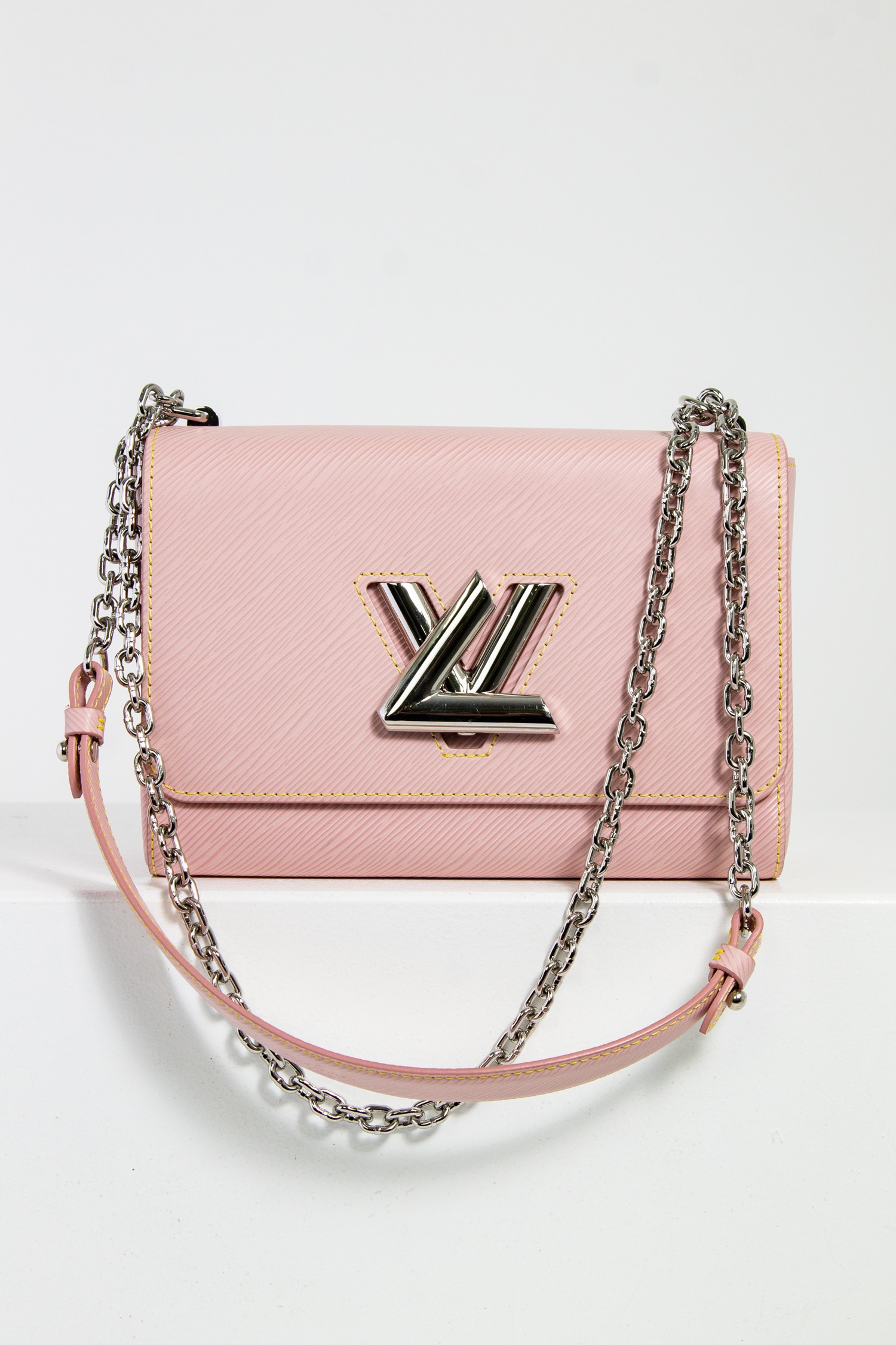 Louis Vuitton Schultertasche Twist in rosa