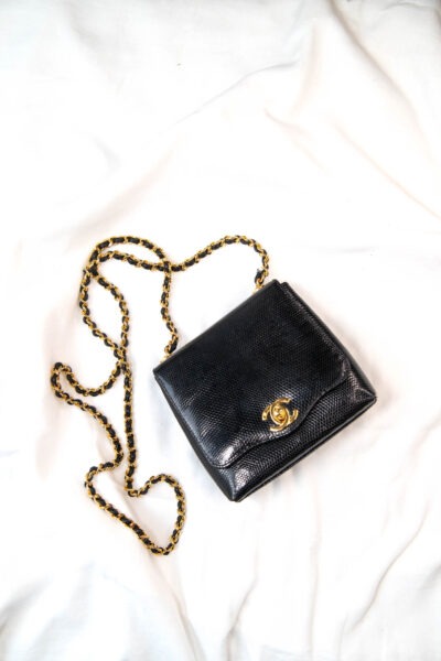 Vintage Chanel kleine Handtasche in Schwarz