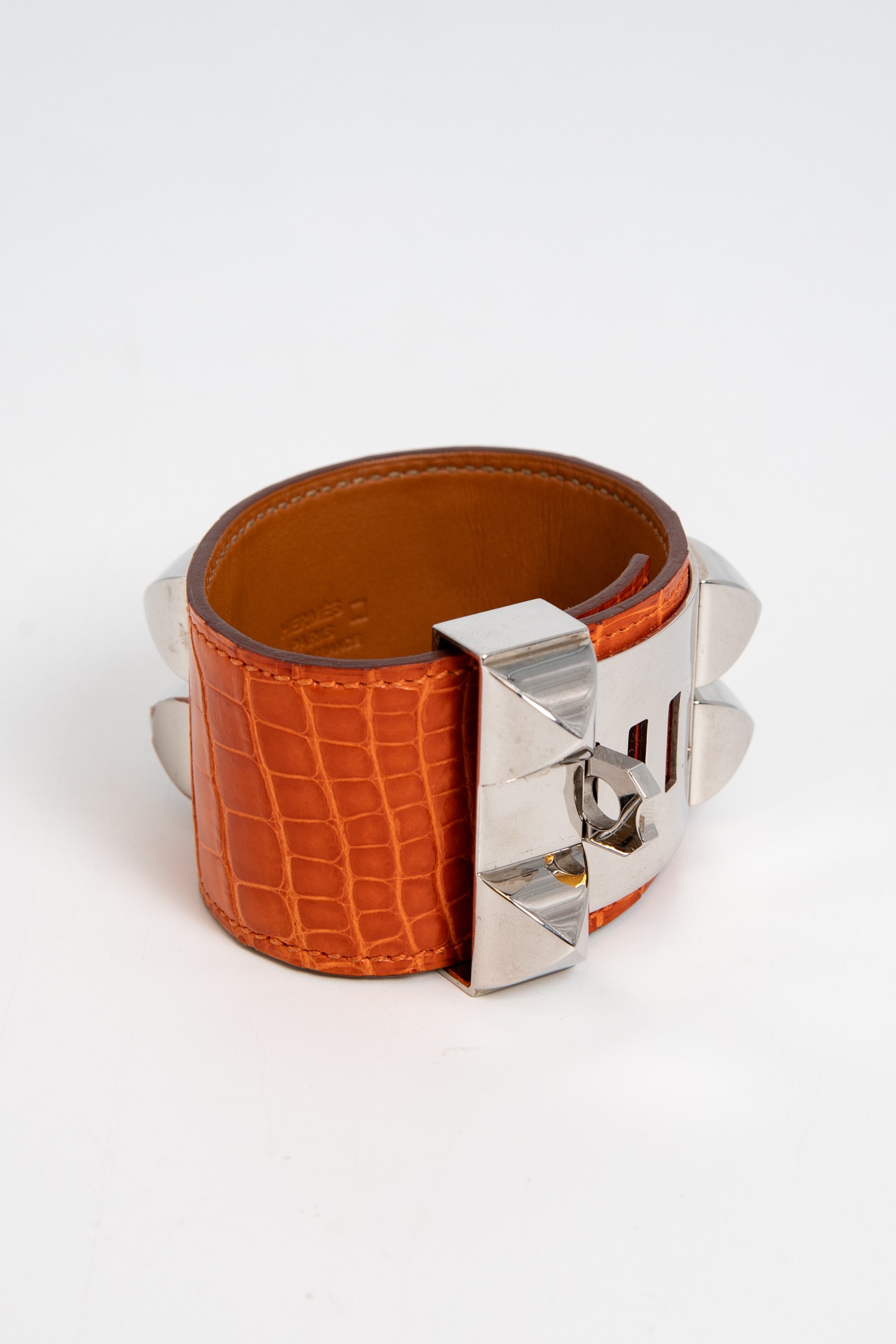 Hermès "Collier de Chien" Armreif aus Krokodilleder in Orange