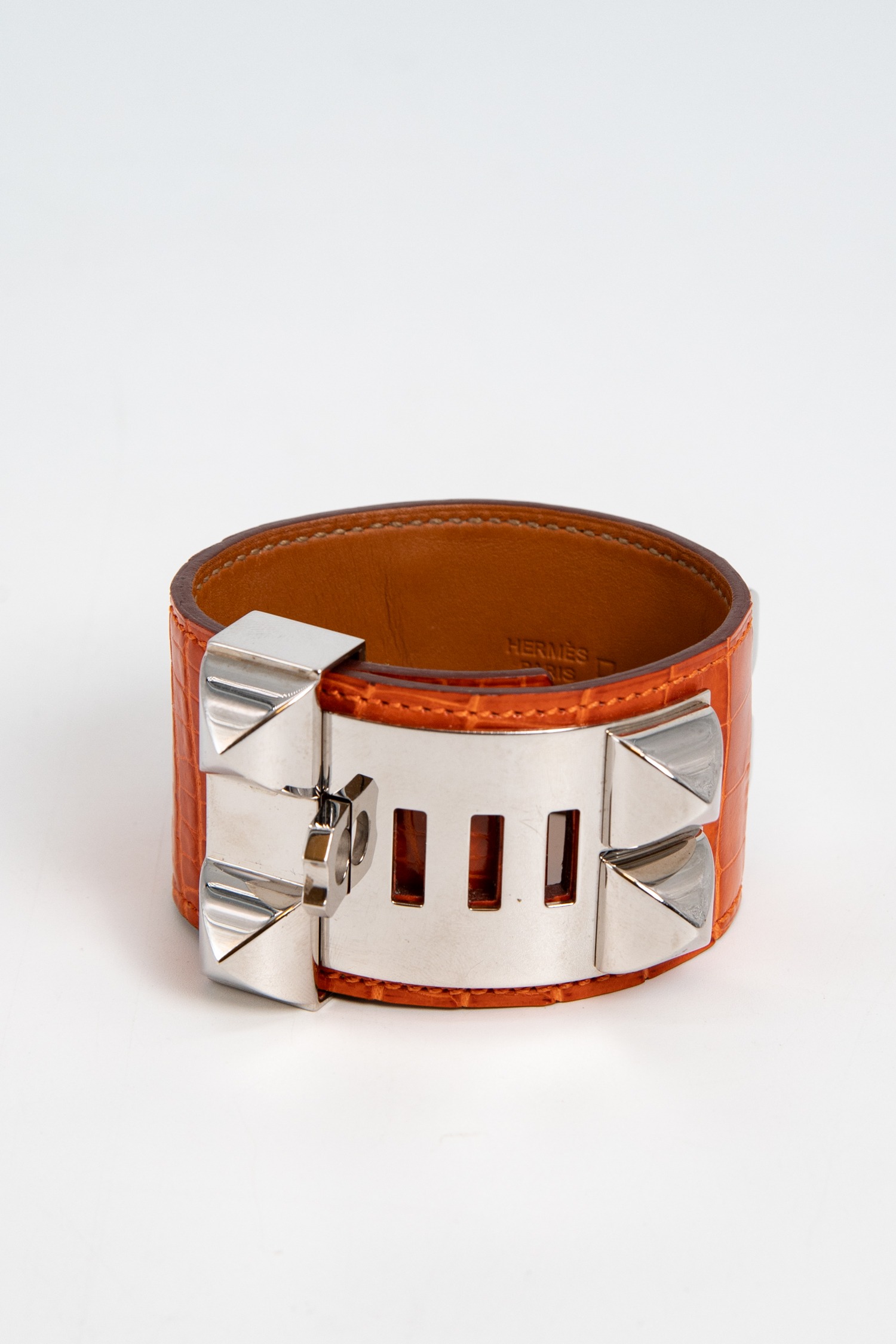 Hermès "Collier de Chien" Armreif aus Krokodilleder in Orange