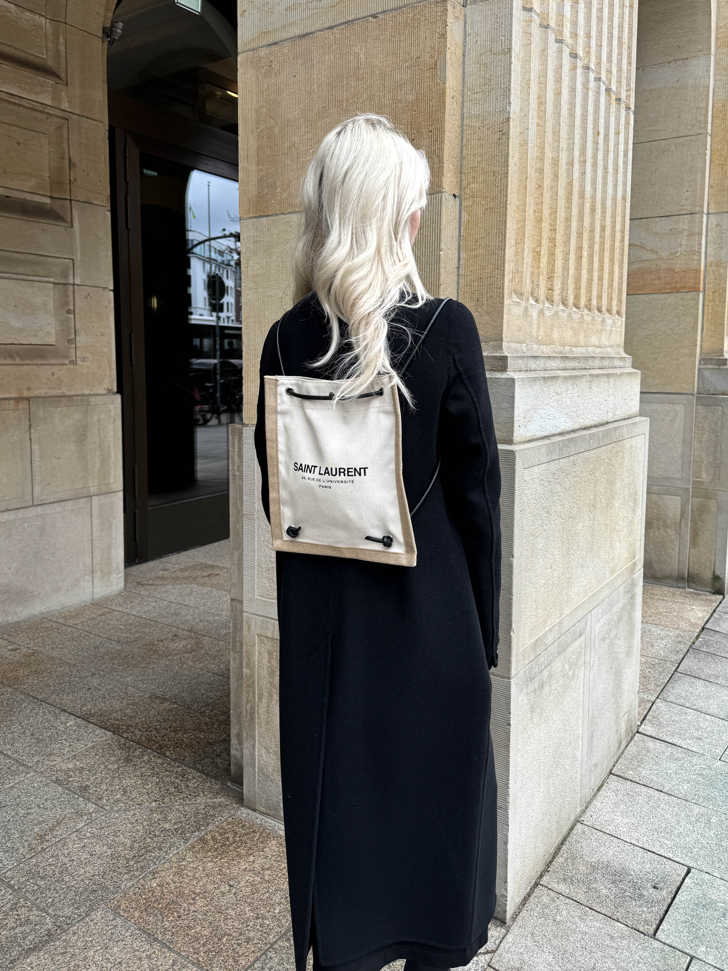 Saint Laurent Beuteltasche mit Schriftzug