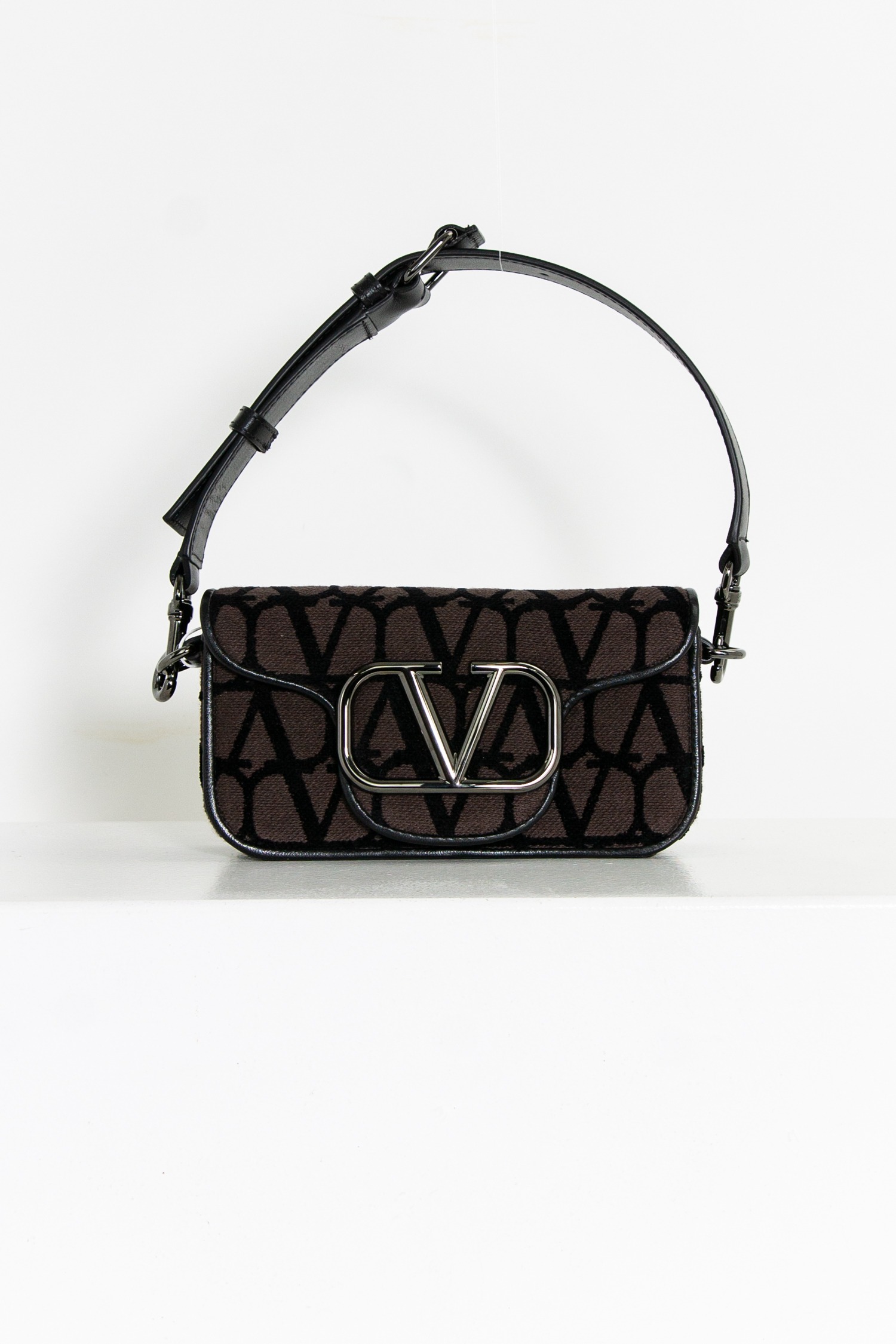 Valentino "Locò" Umhängetasche mit "Toile Iconographe"- Stickerei