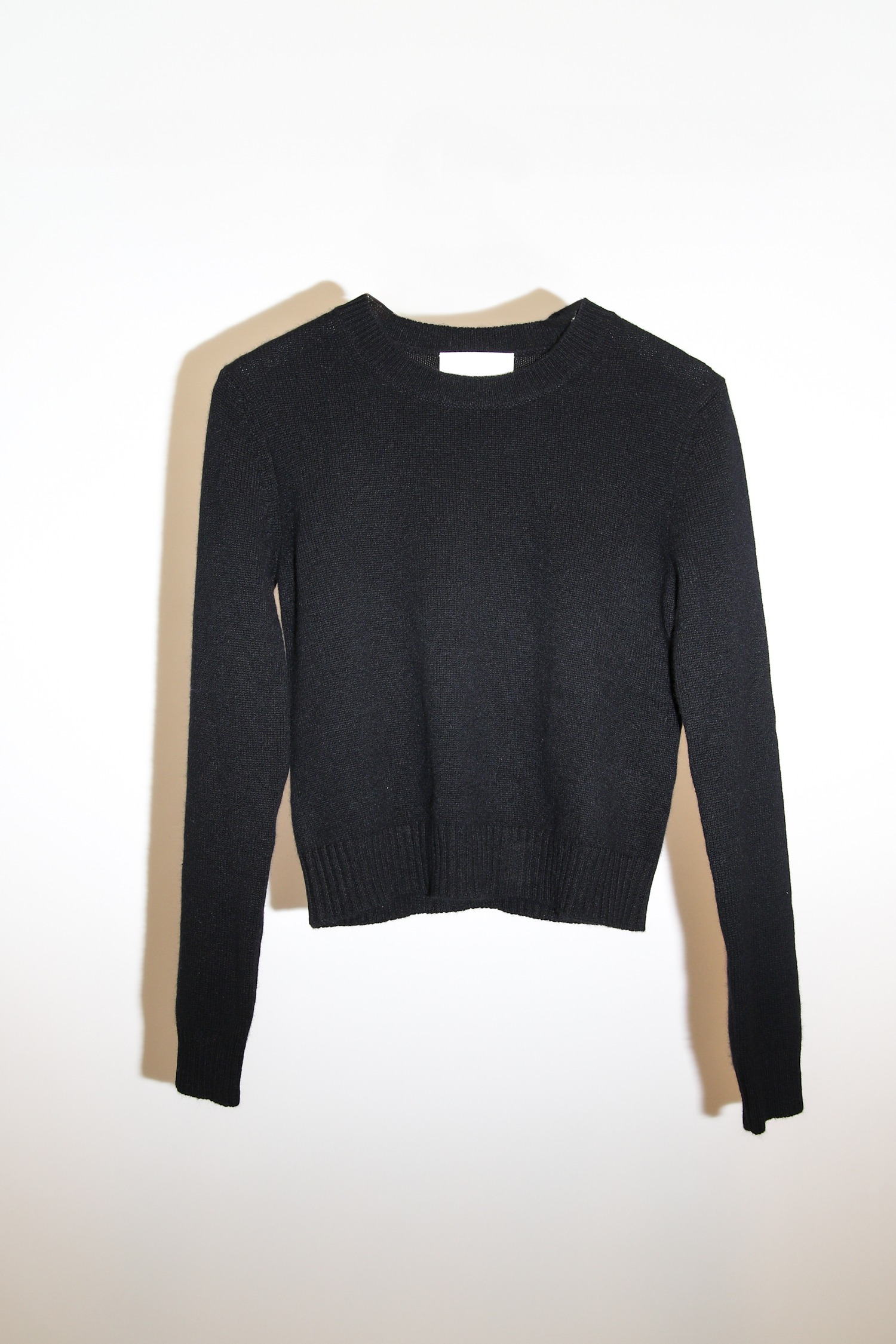 Lisa Yang " Mable" Pullover in Schwarz