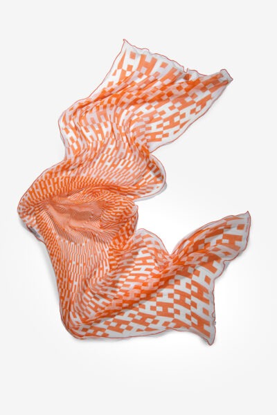 Hermès Seidentuch mit Muster in Orange und Weiß