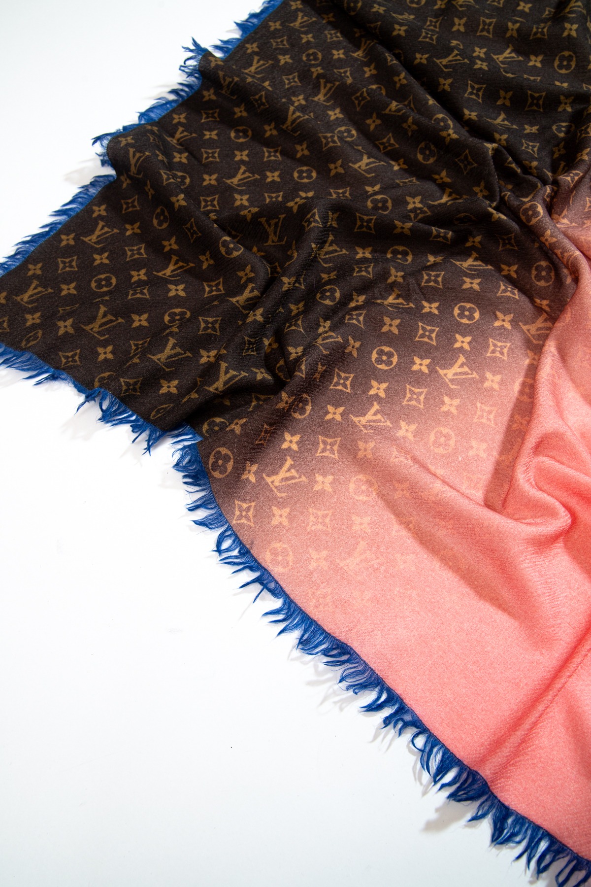 Louis Vuitton "Telling" Tuch in Braun, Dunkelbraun und Lachs