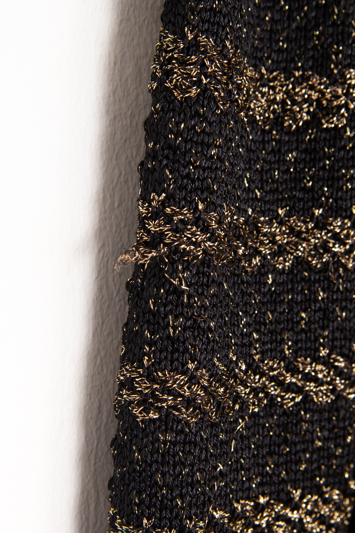 Saint Laurent Strickpullover mit Streifen in Schwarz und Gold