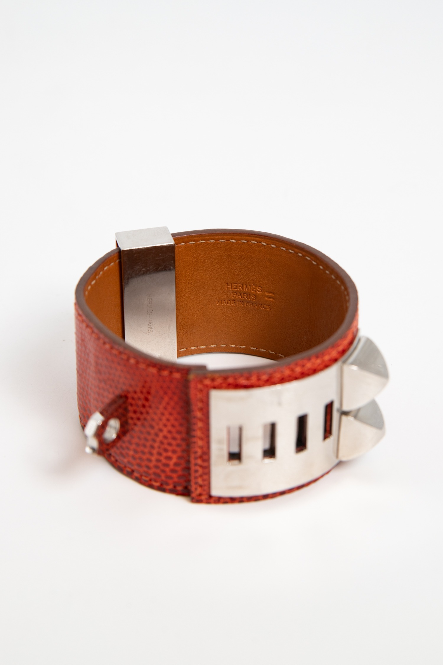 Hermès "Collier de Chien" Armreif aus Reptilleder in Rot