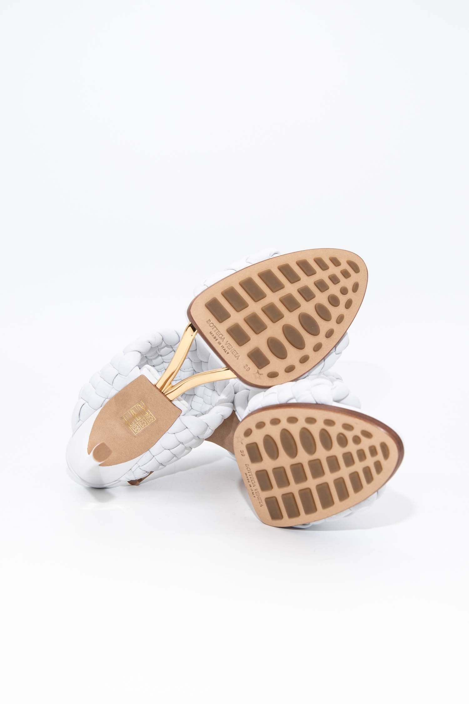 Bottega Veneta "Lido" Sandaletten in Weiß und Gold
