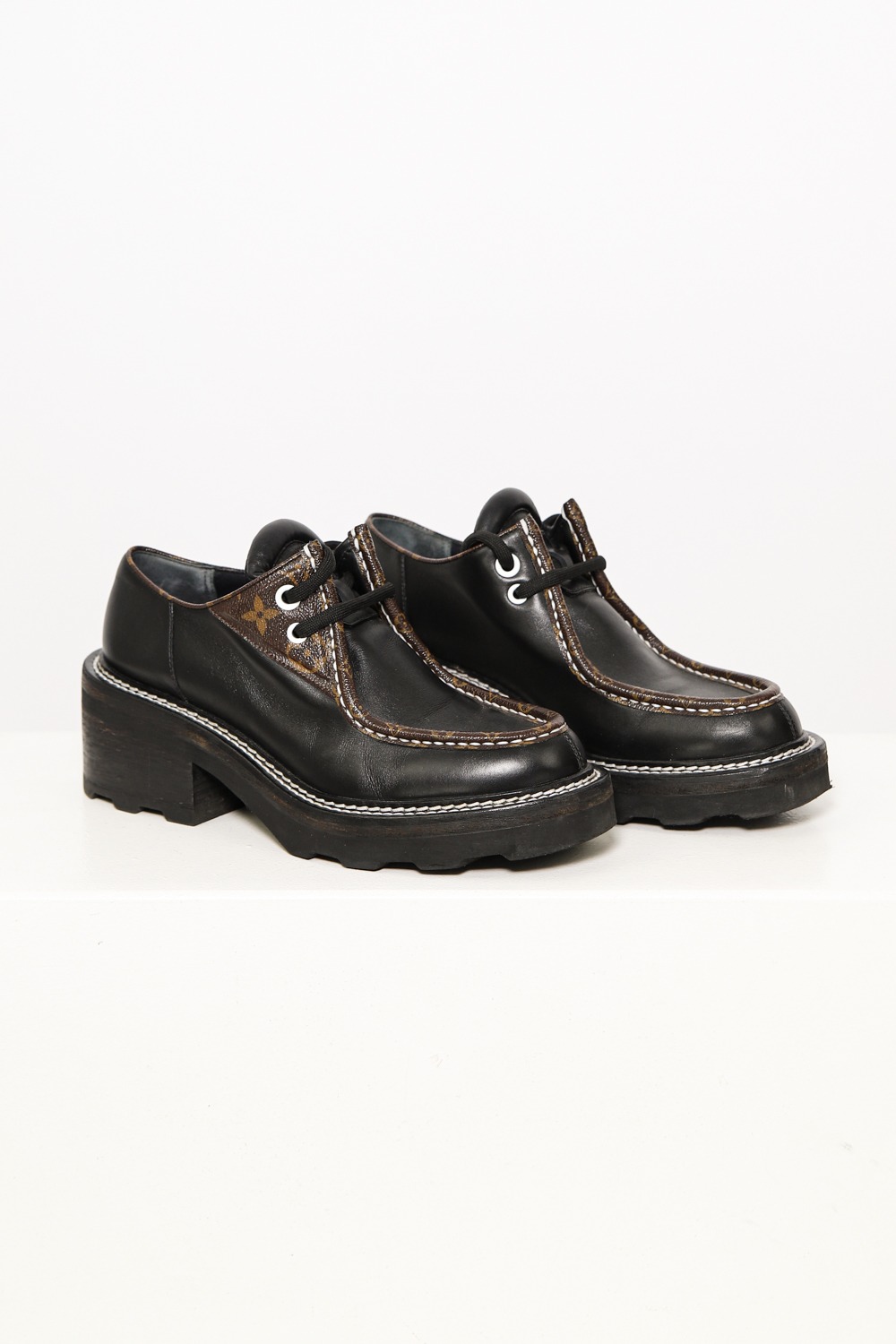 Louis Vuitton "LV Beaubourg" Derby Schuhe
