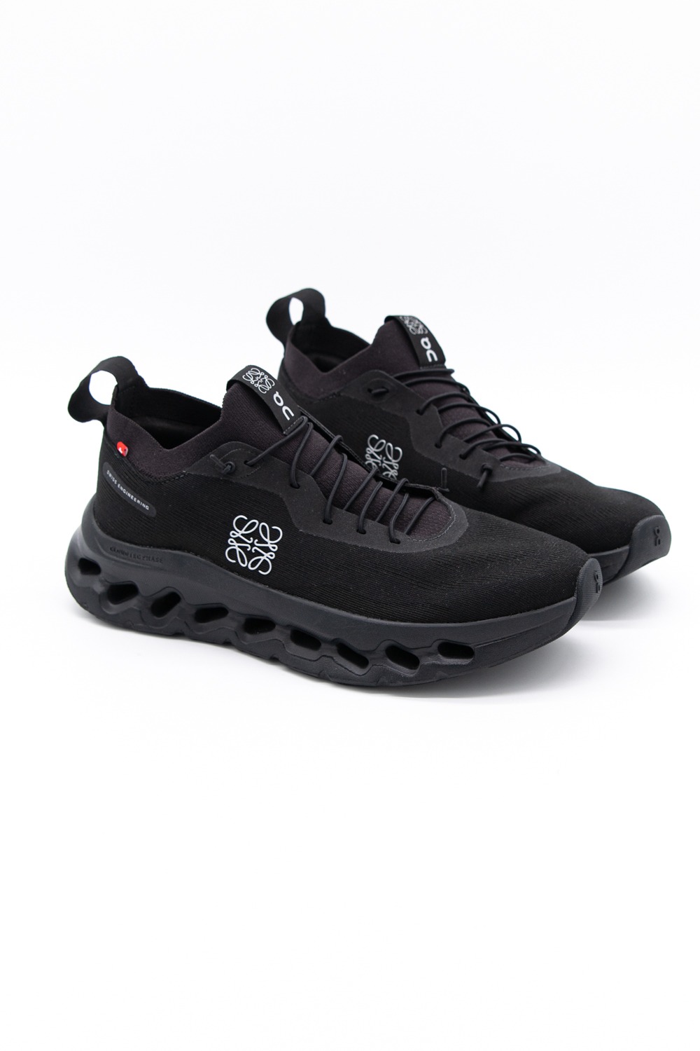 On x Loewe "Cloudtilt" Sneaker in Schwarz