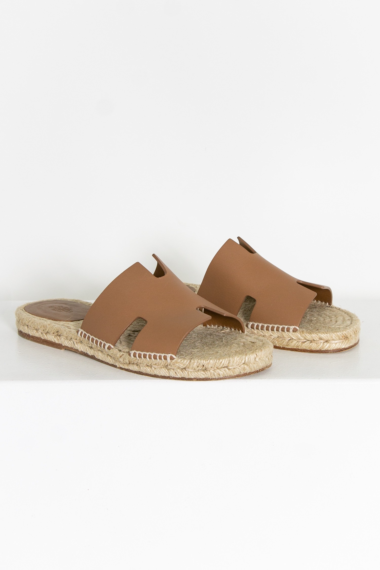 Hermès Espadrilles "Antigua" in Braun