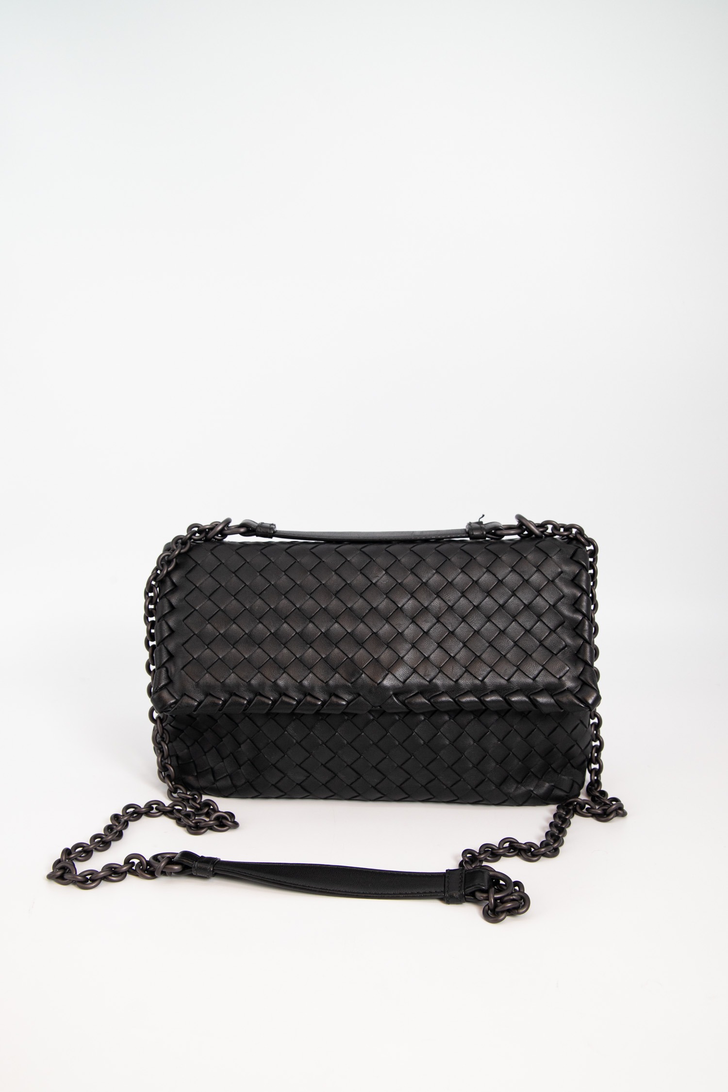 Bottega Veneta "Olimpia" Umhängetasche in Schwarz