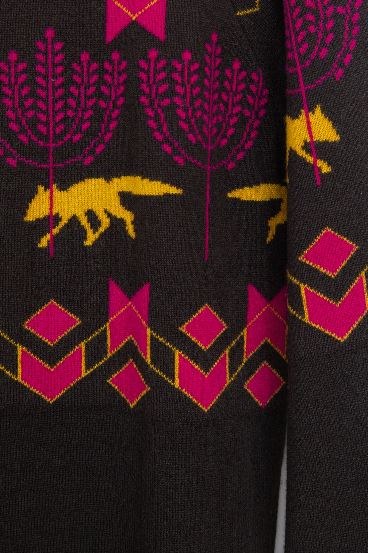 Antonia Zander Strickpullover mit Muster in Oliv und Pink