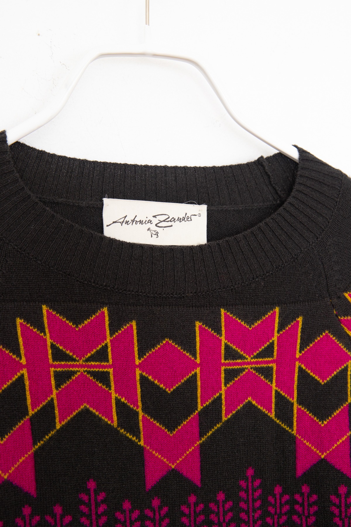 Antonia Zander Strickpullover mit Muster in Oliv und Pink