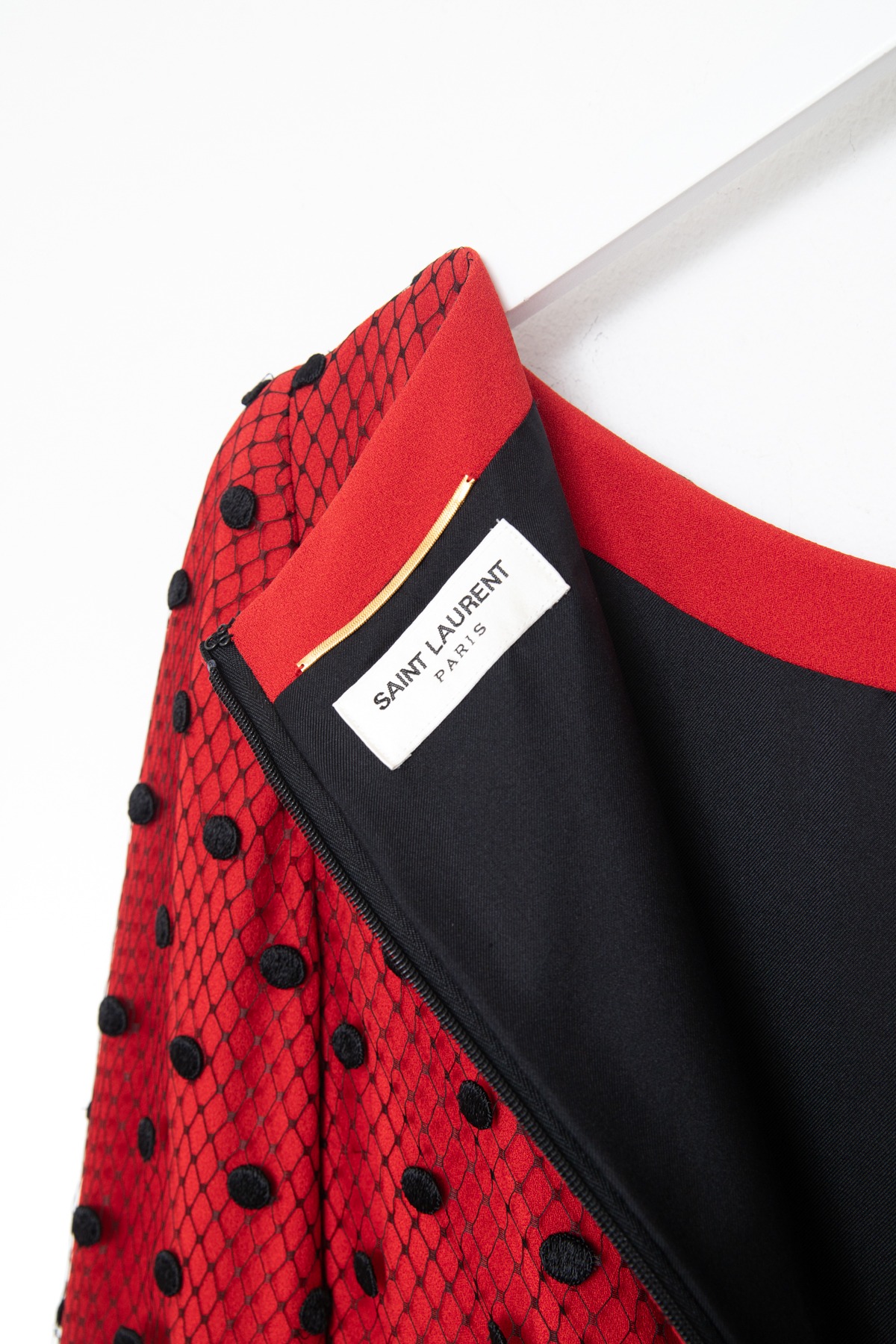 Saint Laurent Minikleid mit Punkten in Rot und Schwarz