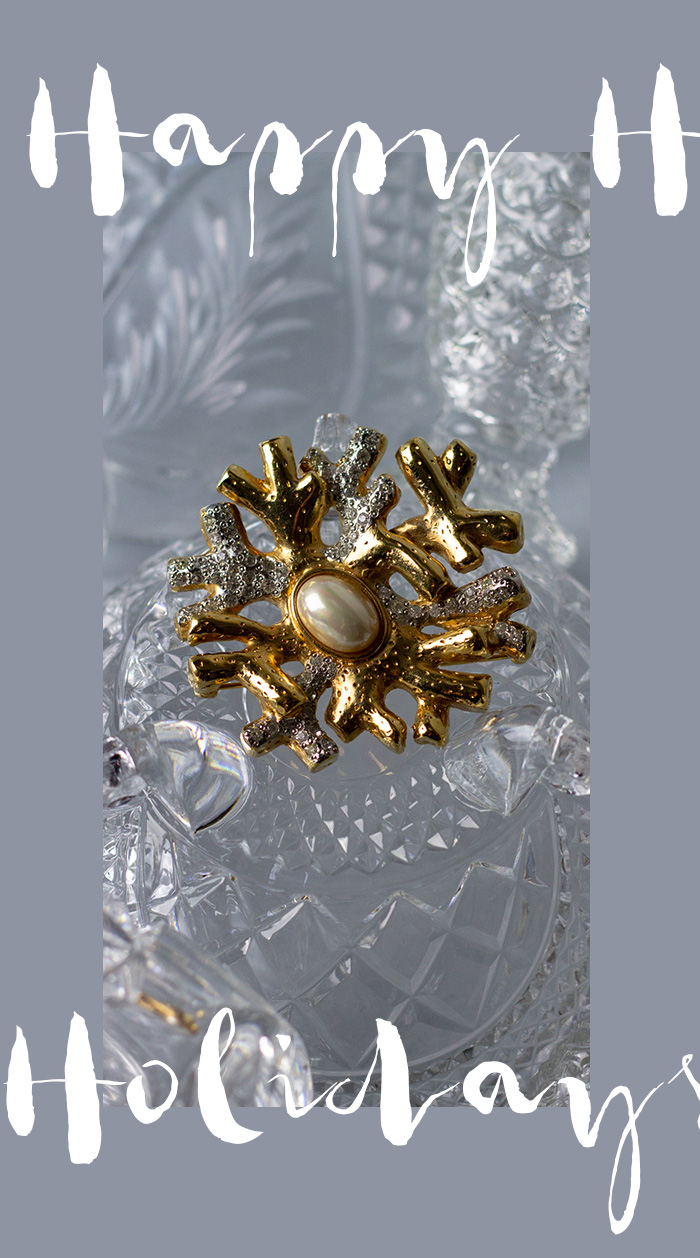 Vintage-Brosche Valentino Schneeflocke mit Perle
