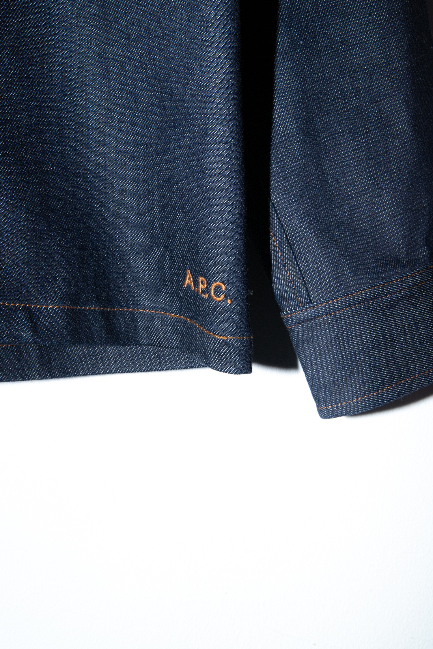 A.P.C Jeansjacke im Workwear-Stil in Dunkelblau