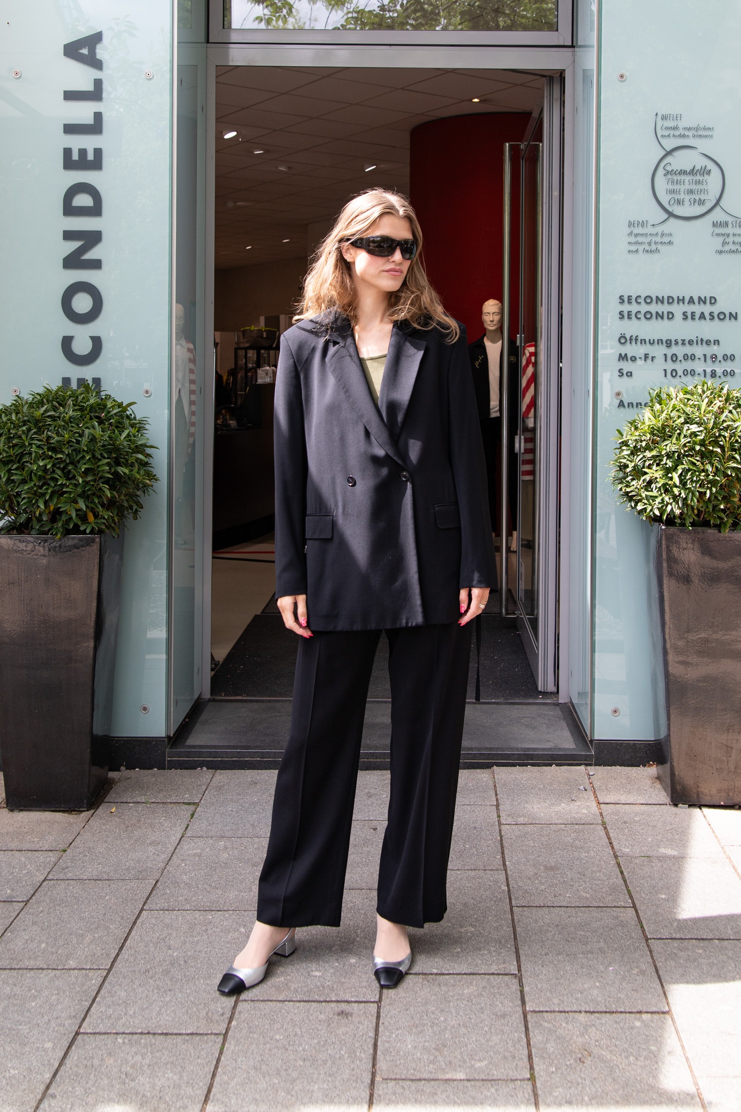 Acne Studios Anzug mit Gürtel in Schwarz