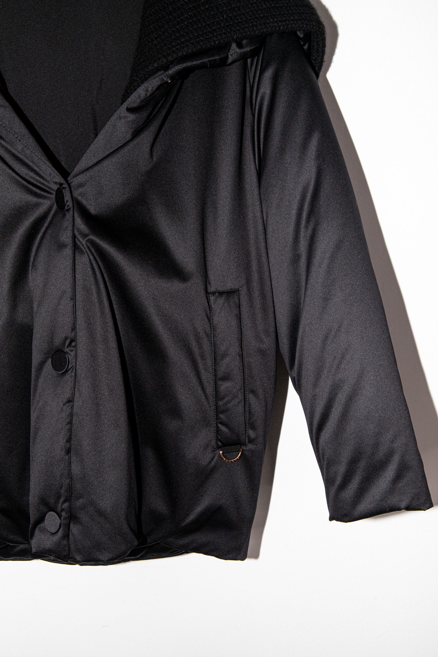 Agnona Jacke mit Strickkapuze in Schwarz