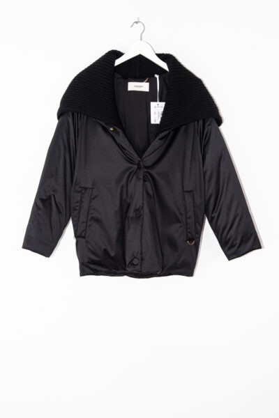 Agnona Jacke mit Strickkapuze in Schwarz