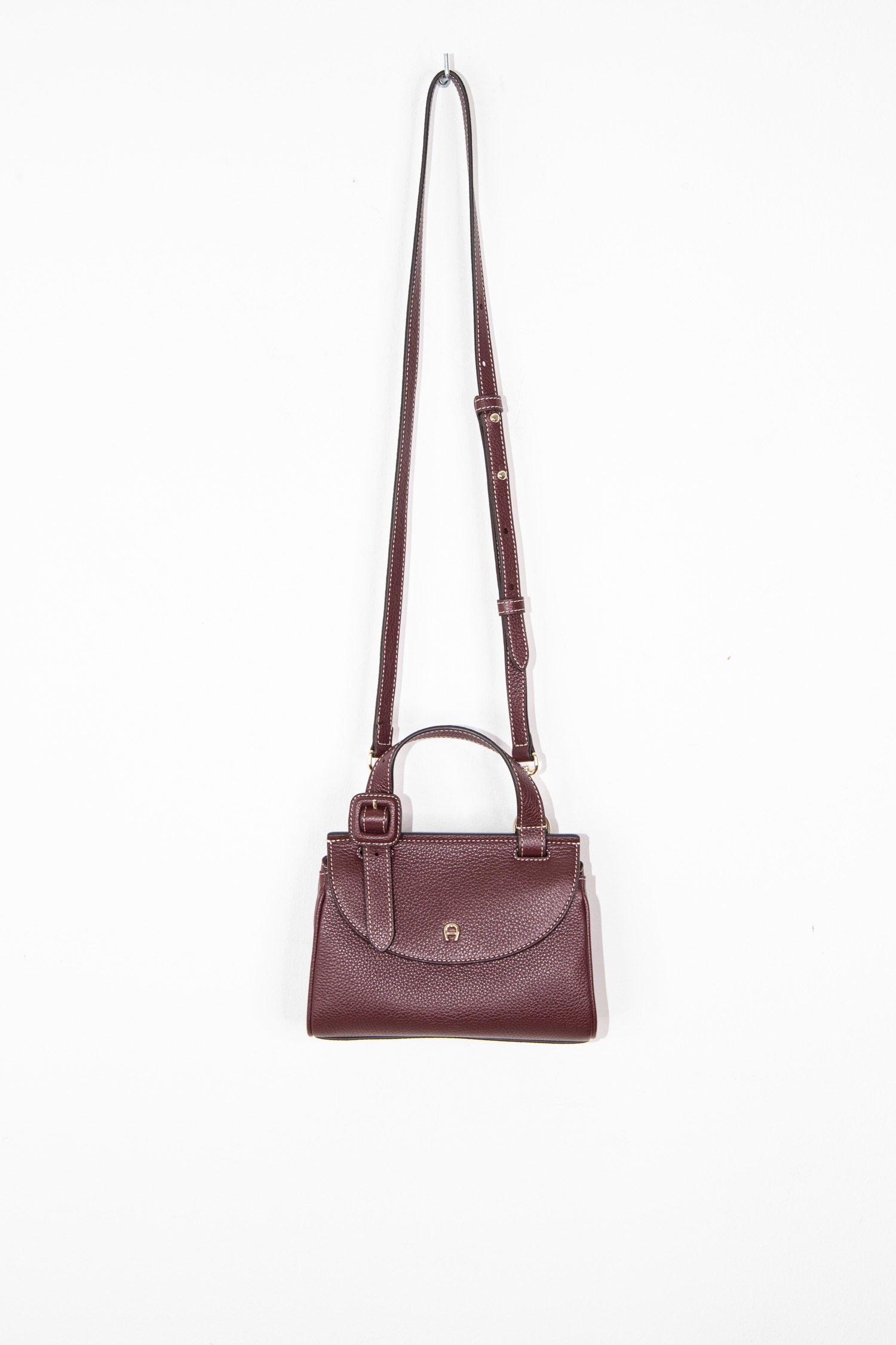 Aigner "Miranda Mini XS" Handtasche in Burgunderrot