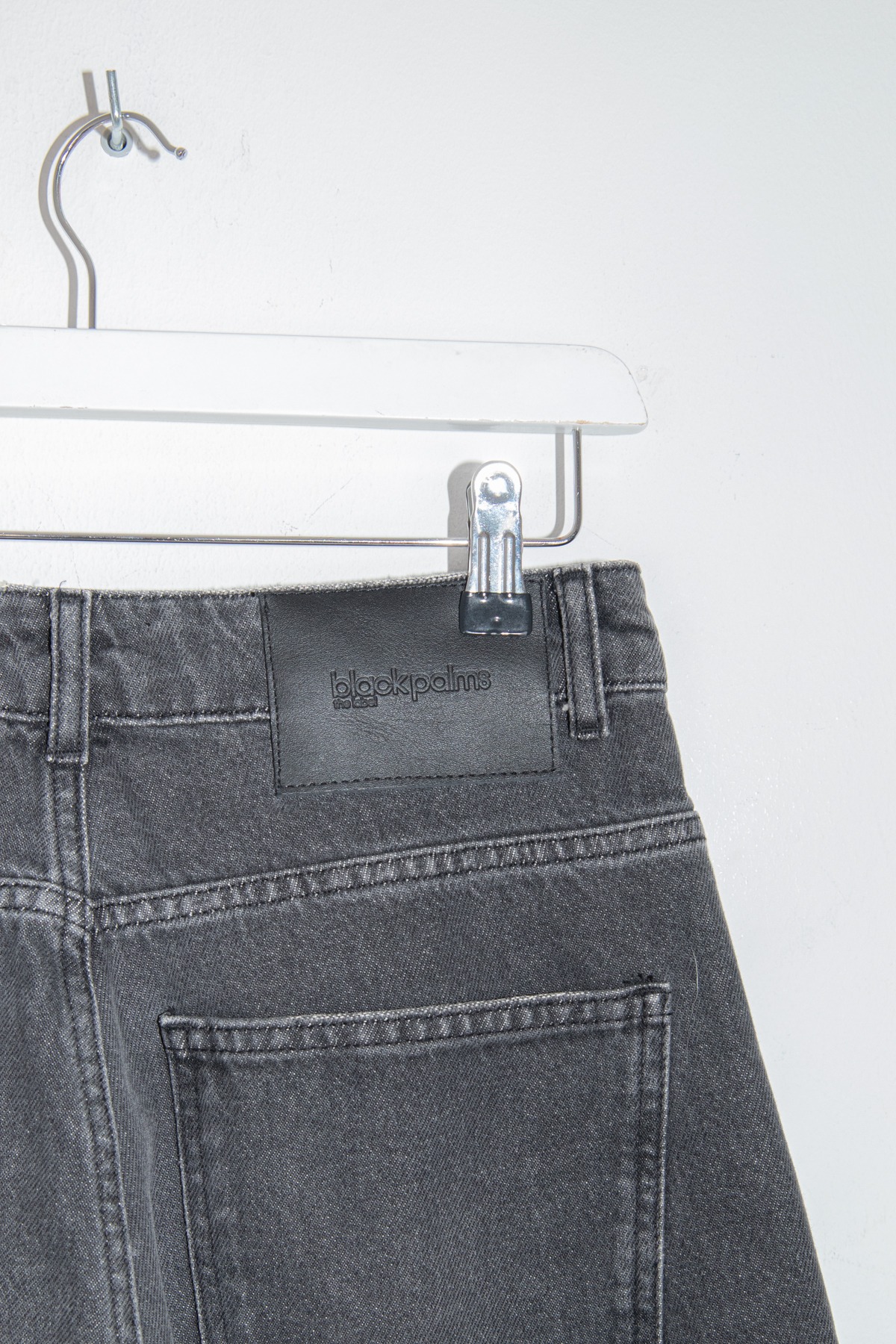 Black Palms "JEANY 2202" Jeans in Dunkelgrau