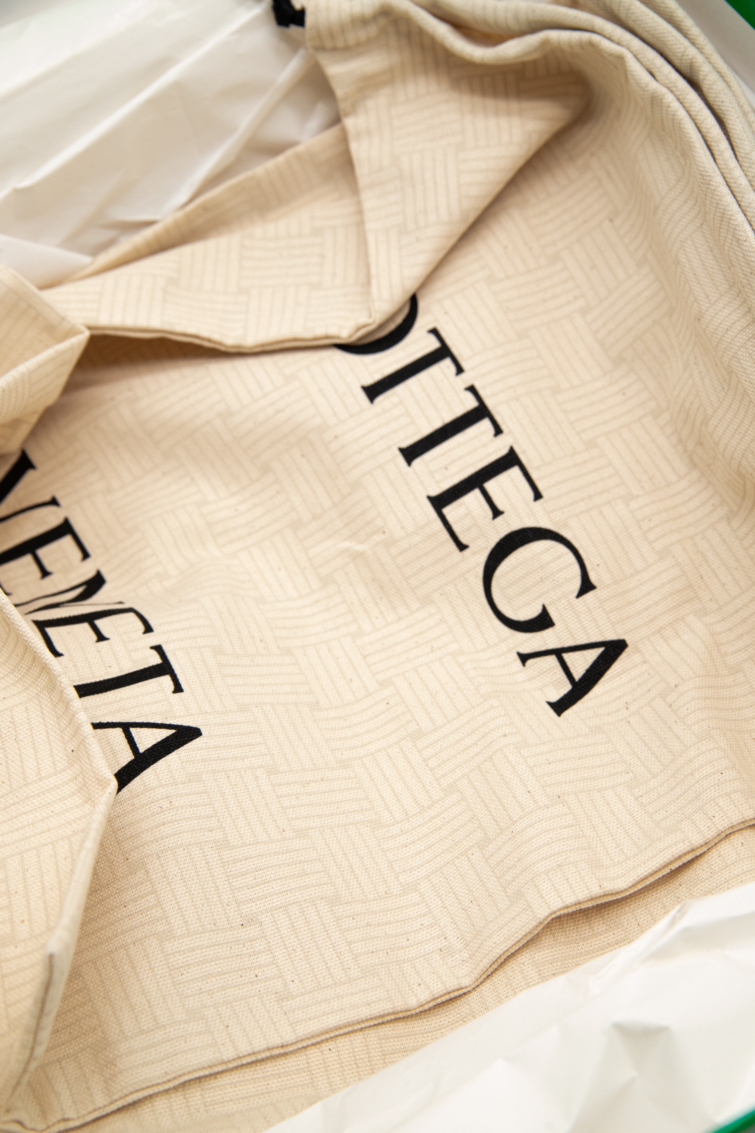 Bottega Veneta "Haddock" Ankle Boots in Ockerfarben