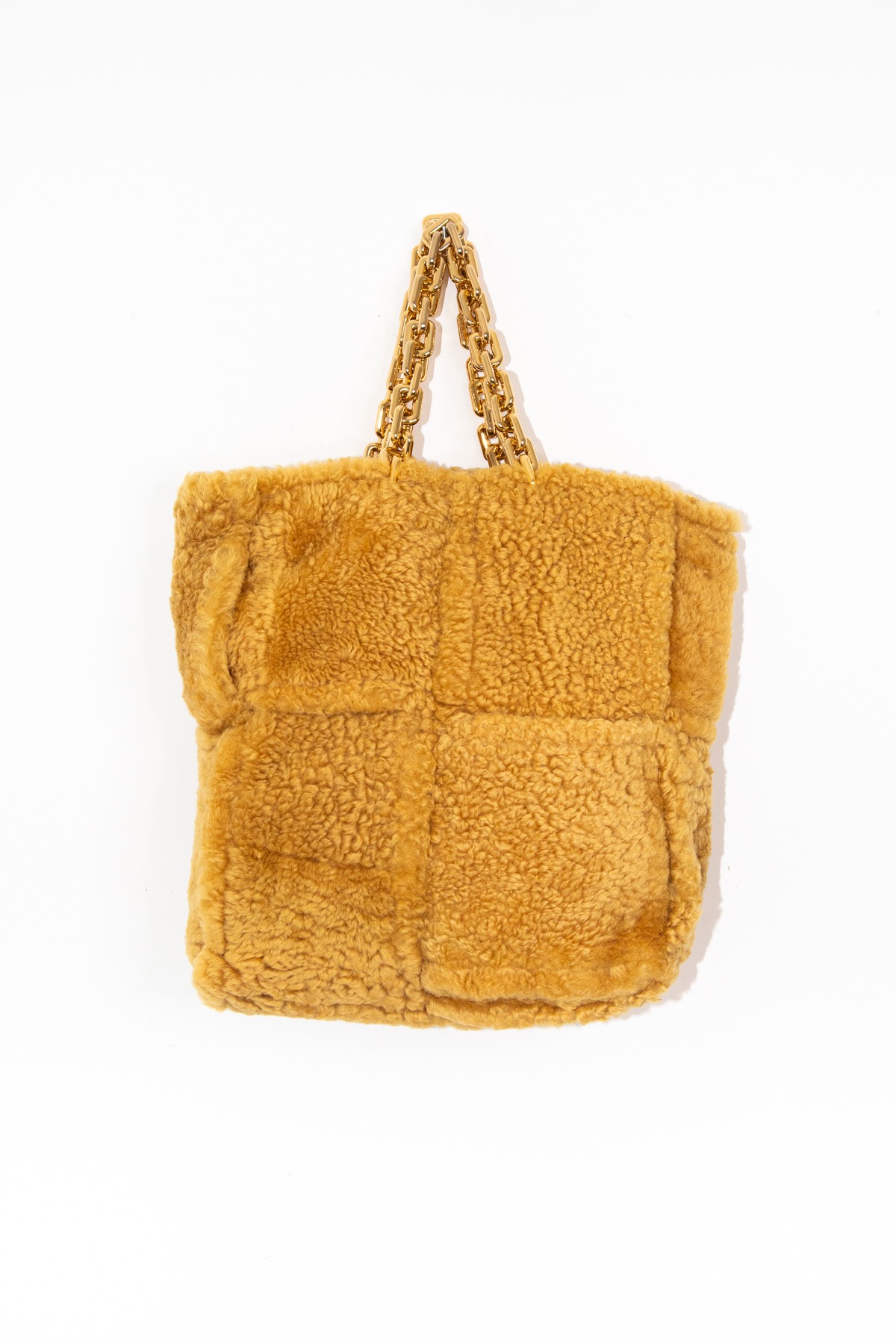 Bottega Veneta "The Chain Tote Bag" in Gelb und Gold