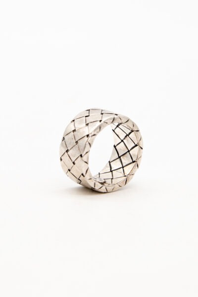 Bottega Veneta Ring mit Intrecciato Muster in Silber