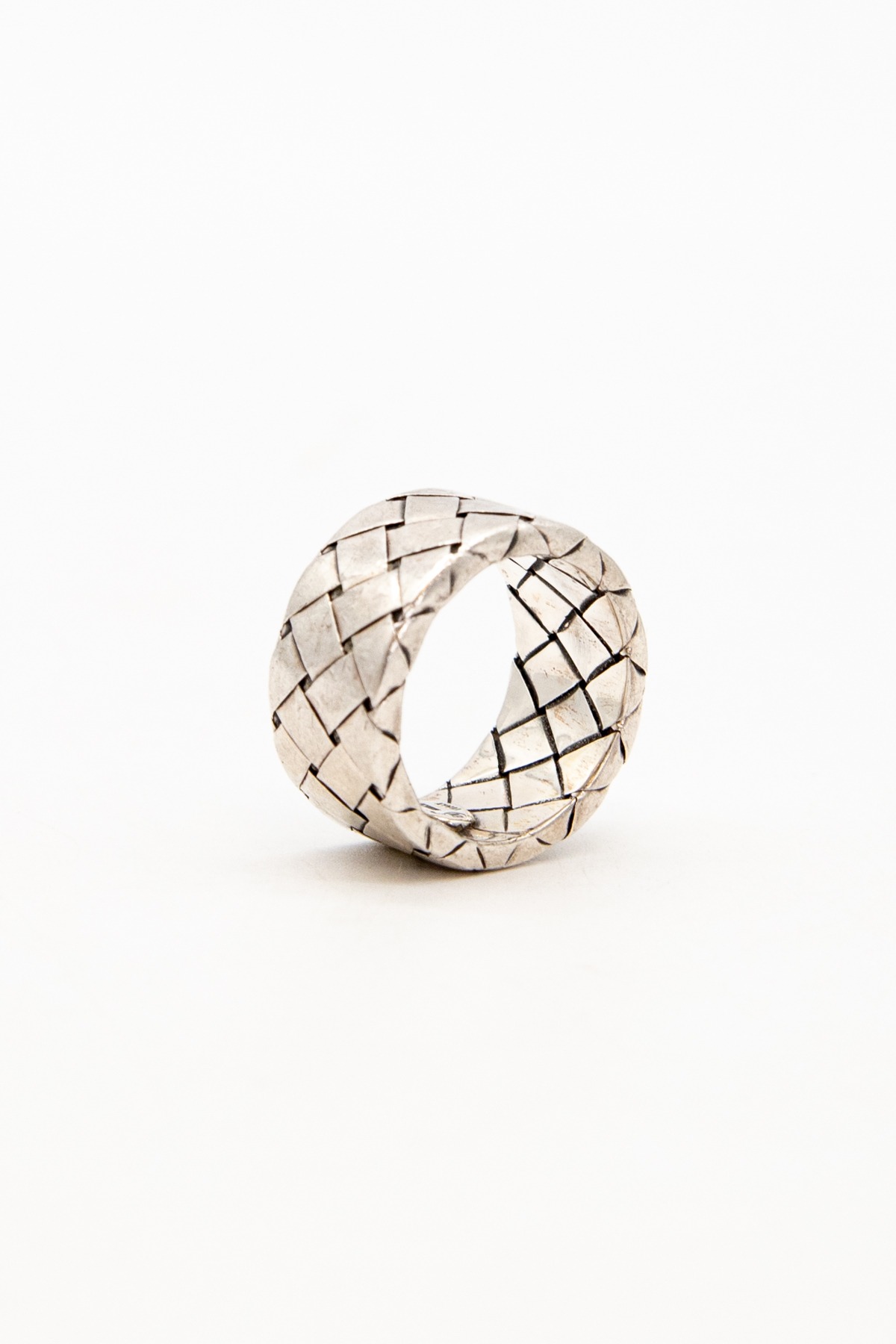 Bottega Veneta Ring mit Intrecciato Muster in Silber