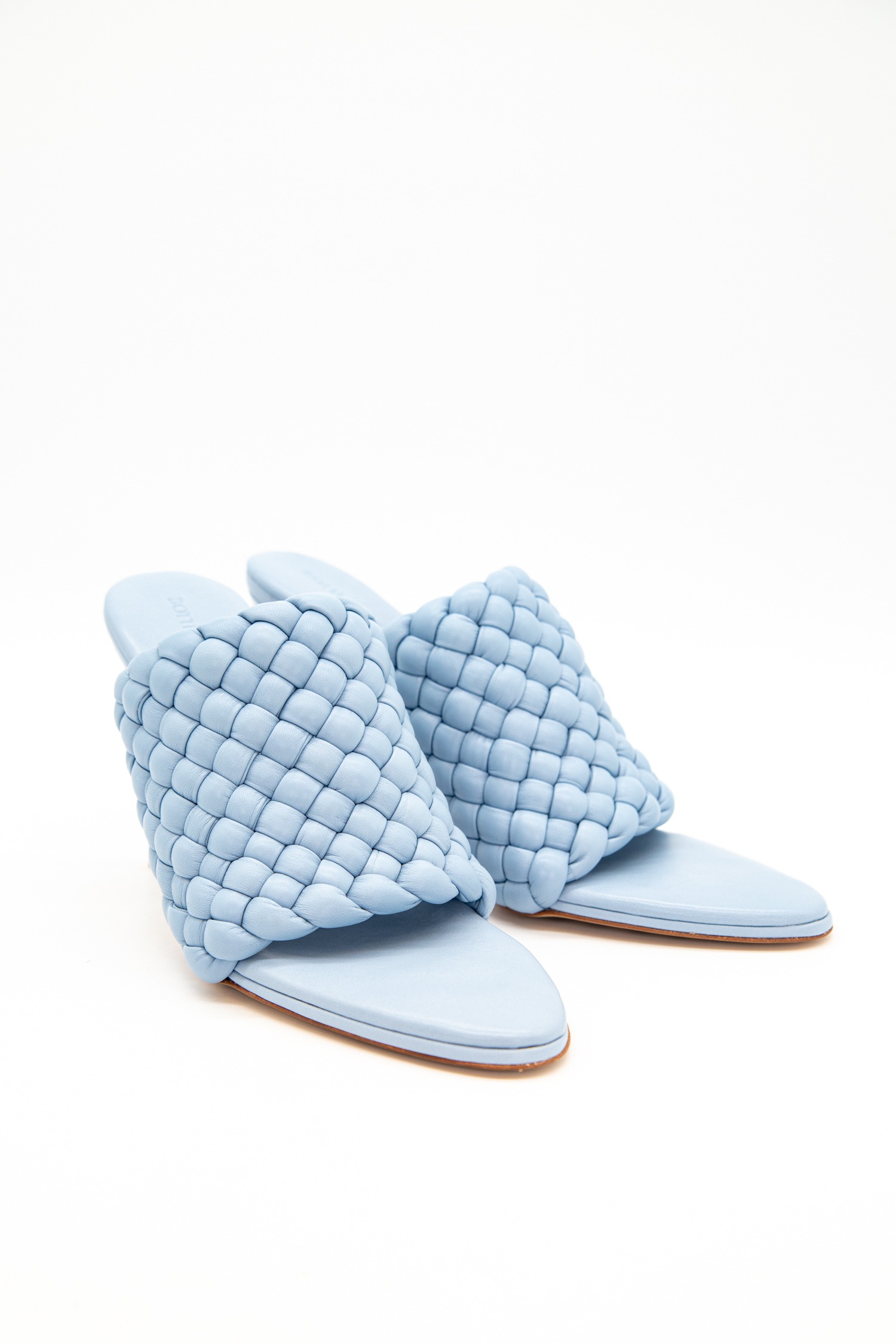 Bottega Veneta "Curve" Sandaletten in Hellblau