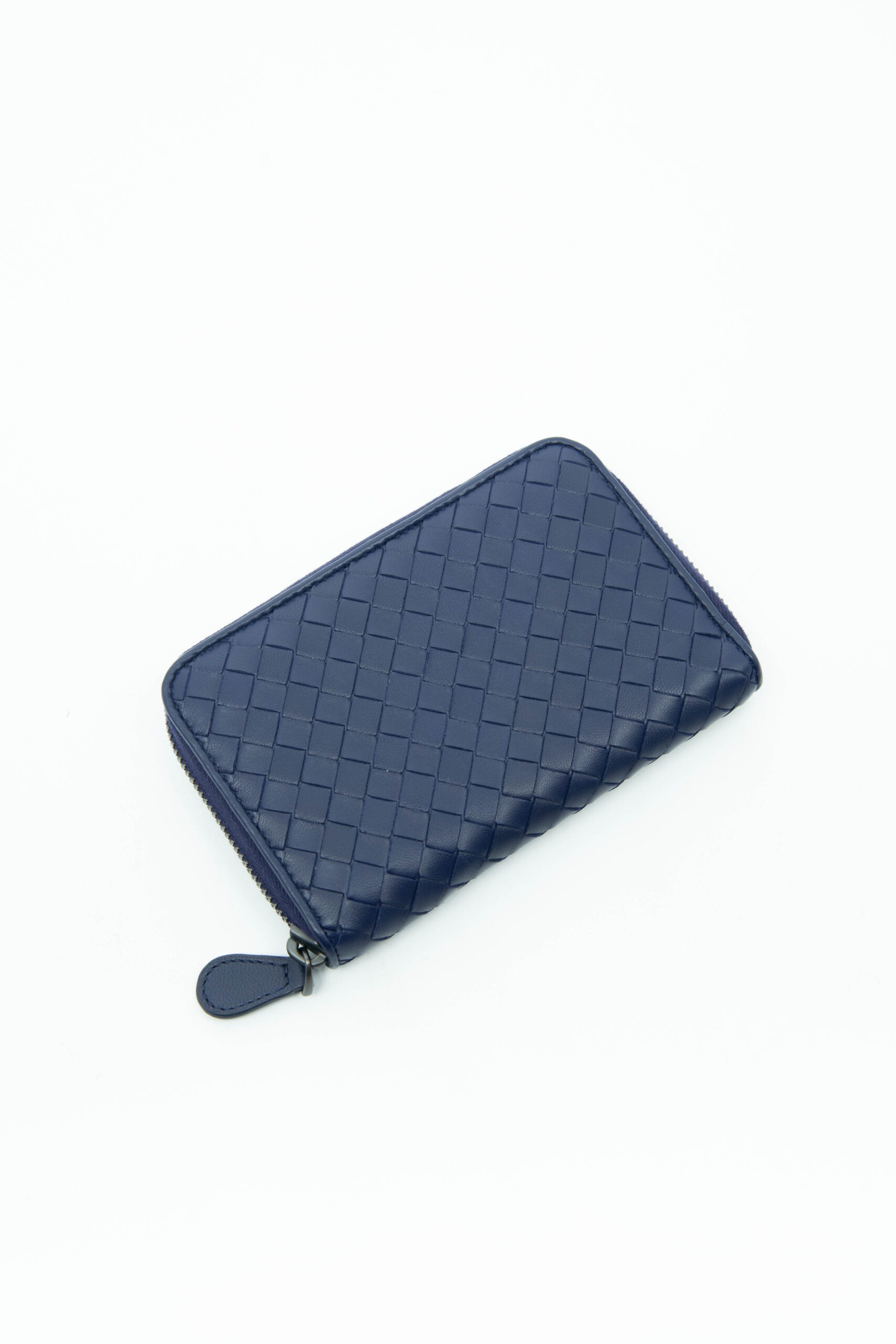 Bottega Veneta "Intrecciato Zip-Around" Portemonnaie in Dunkelblau
