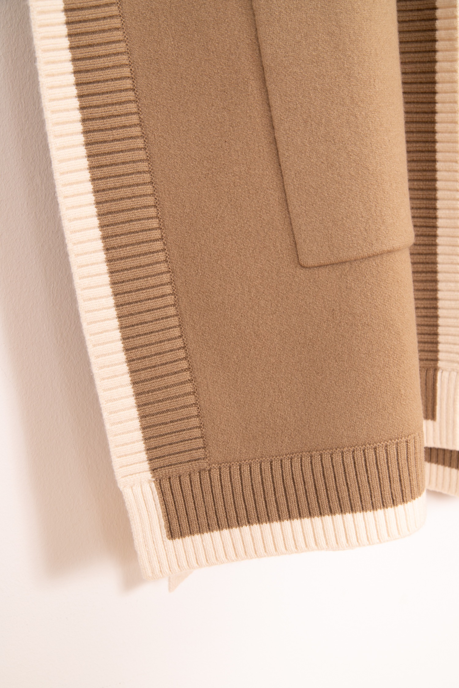 Burberry Cape mit Kapuze in Beige