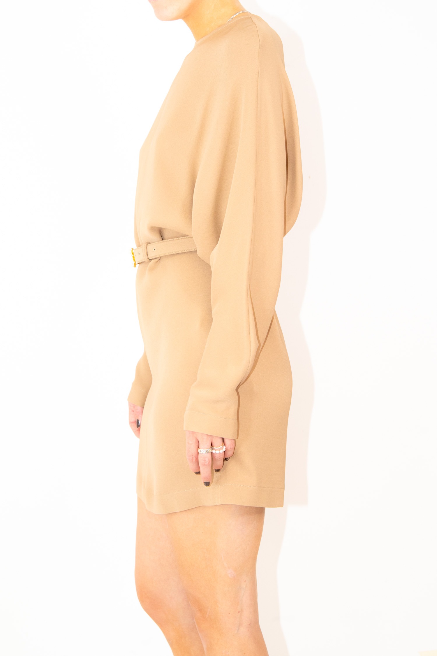 Burberry fließendes Kleid mit Gürtel in Camel-Braun