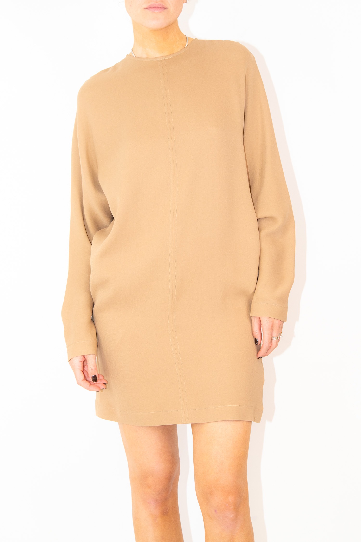 Burberry fließendes Kleid mit Gürtel in Camel-Braun