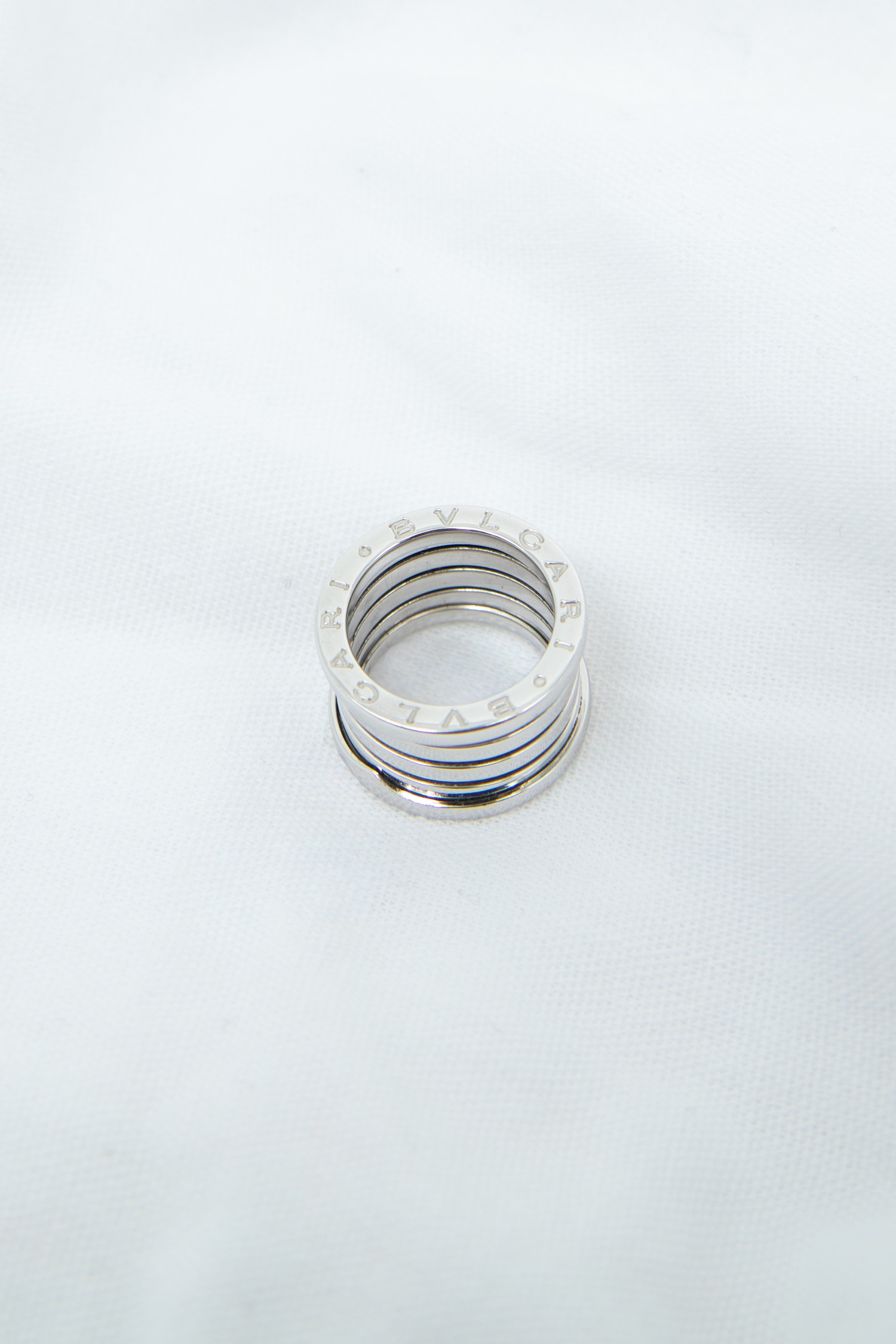 Bvlgari "B.zero1" 4-Band-Ring aus 18 Karat Weißgold