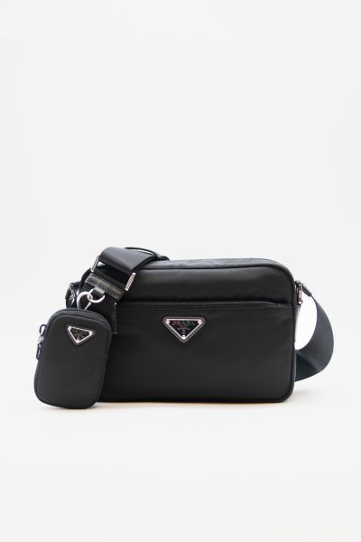 PRADA Schultertasche aus Re-Nylon in Schwarz