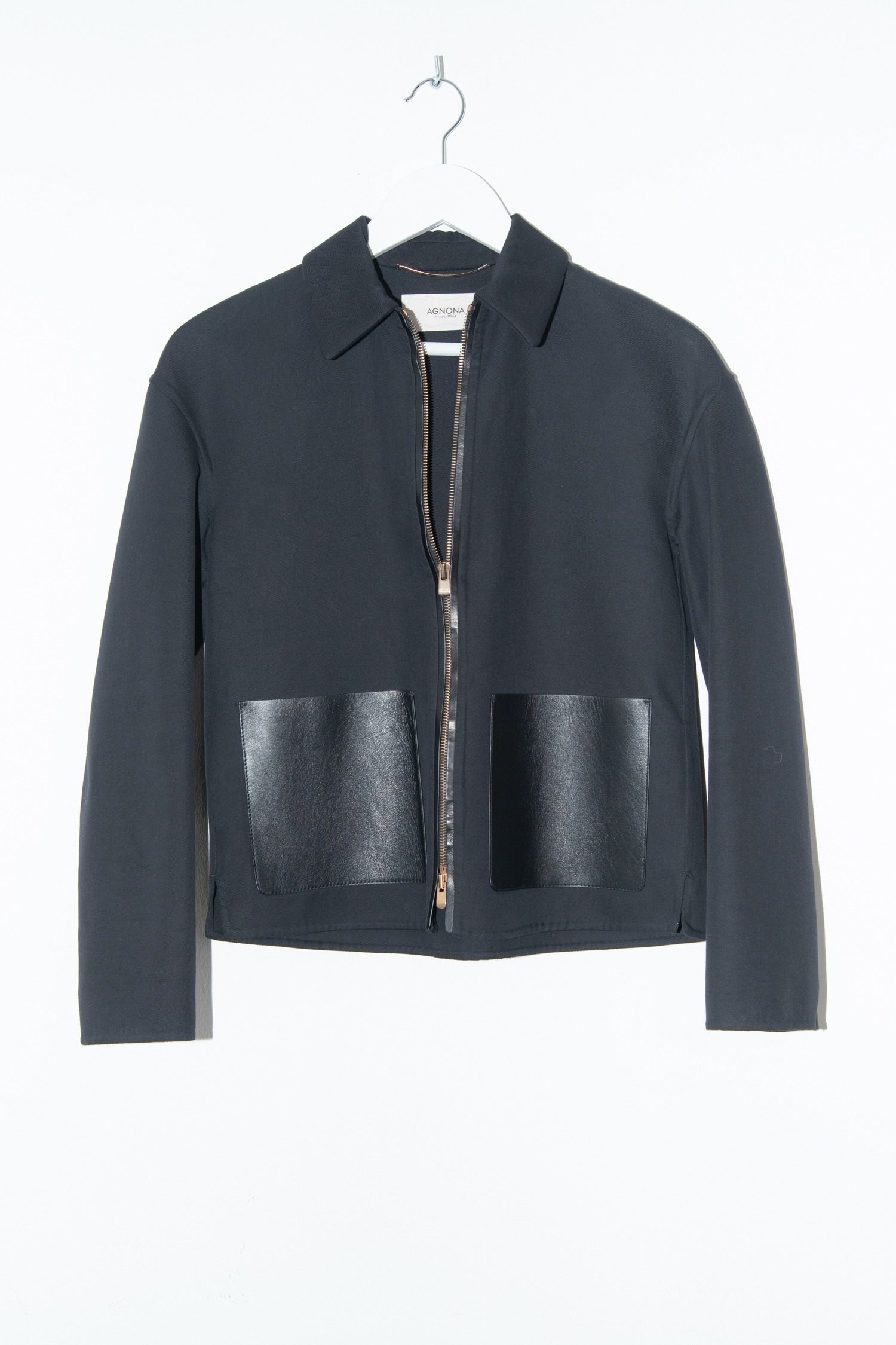 Thumbnail of http://Agnona%20Jacke%20in%20Dunkelblau%20und%20Schwarz