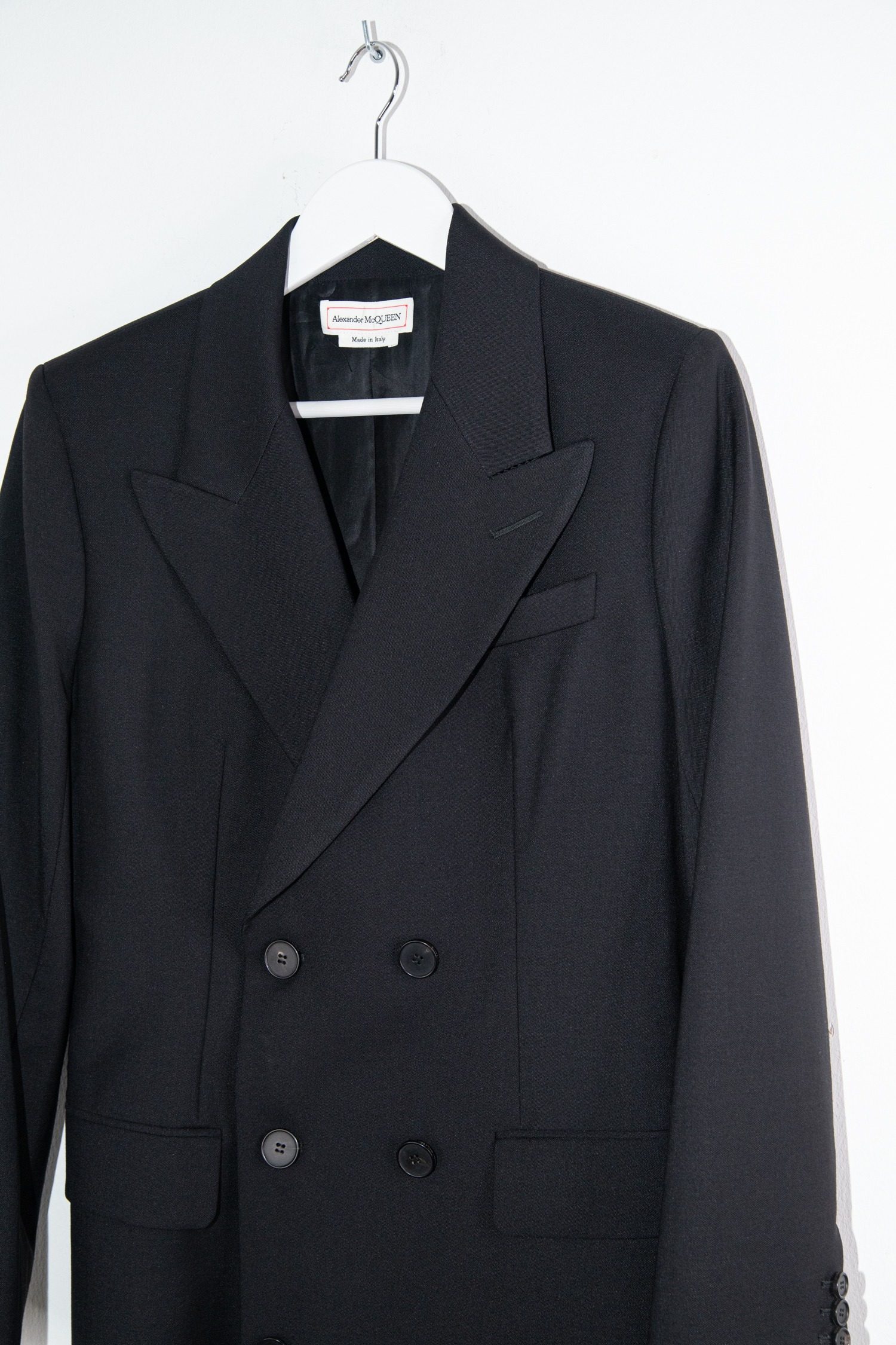 Thumbnail of http://Alexander%20McQueen%20Mantel%20in%20Schwarz