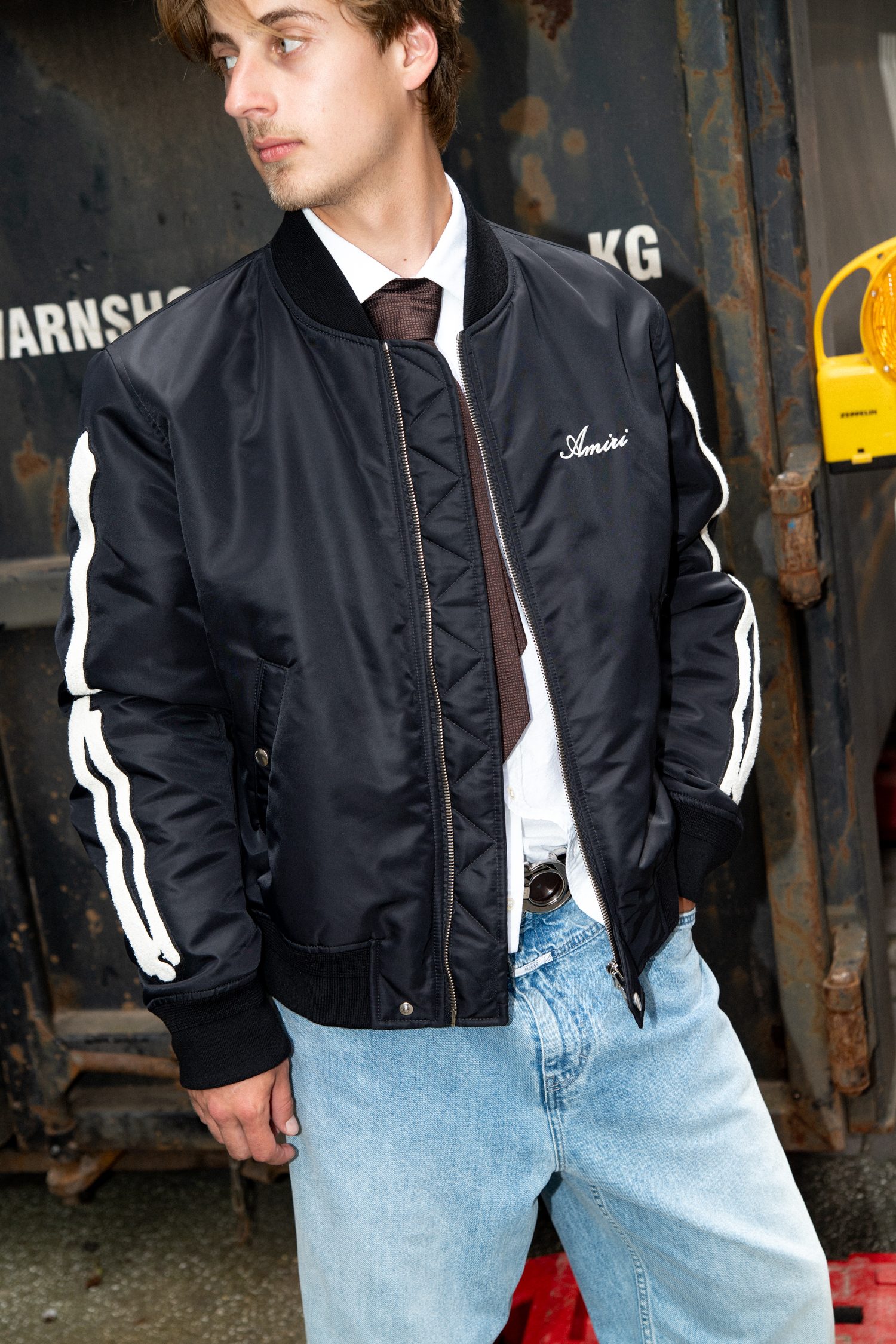 Thumbnail of http://Amiri%20Bones%20Bomberjacke%20in%20Schwarz