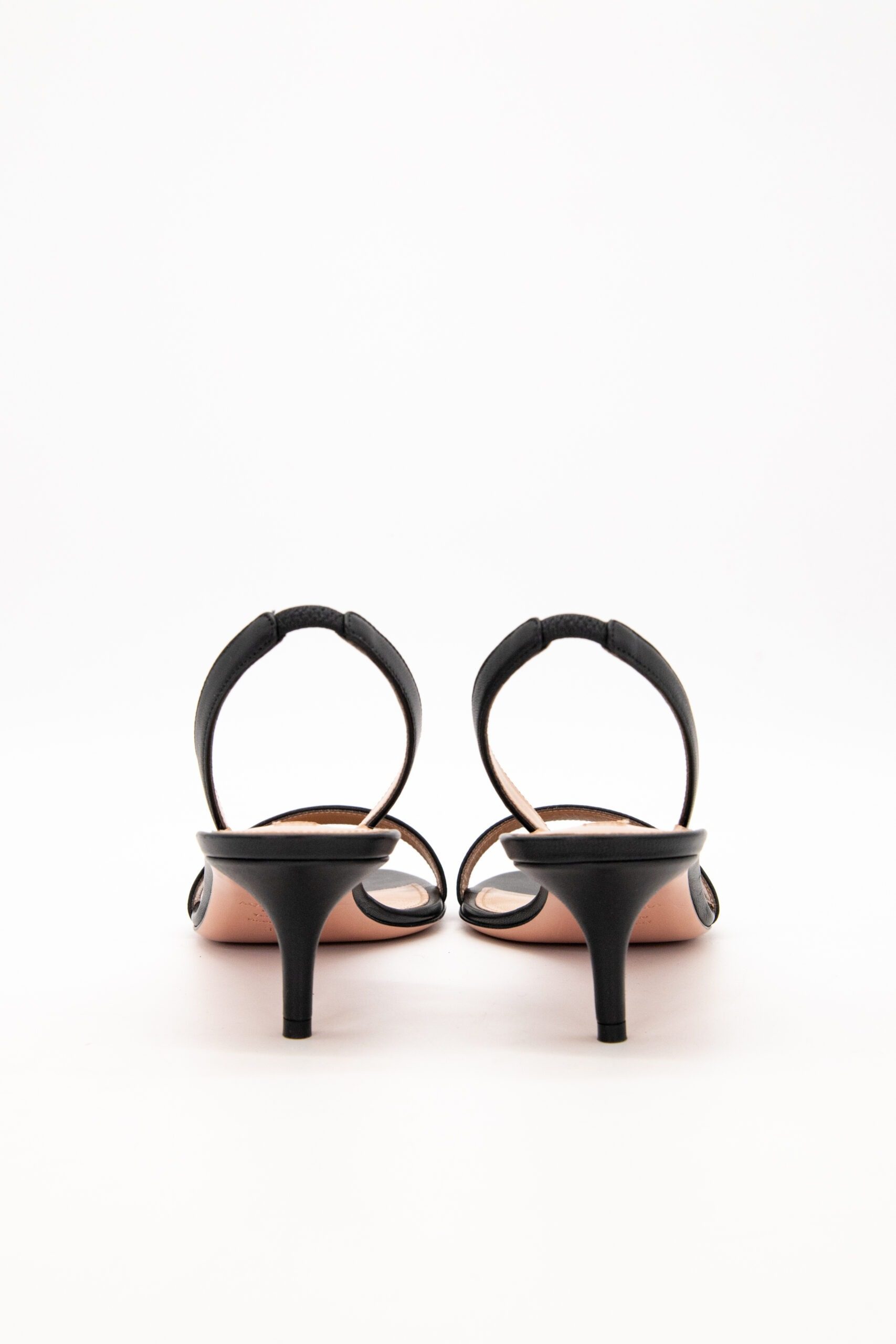 Thumbnail of http://Aquazzura%20Slingback-Pumps%20aus%20Leder%20in%20Schwarz