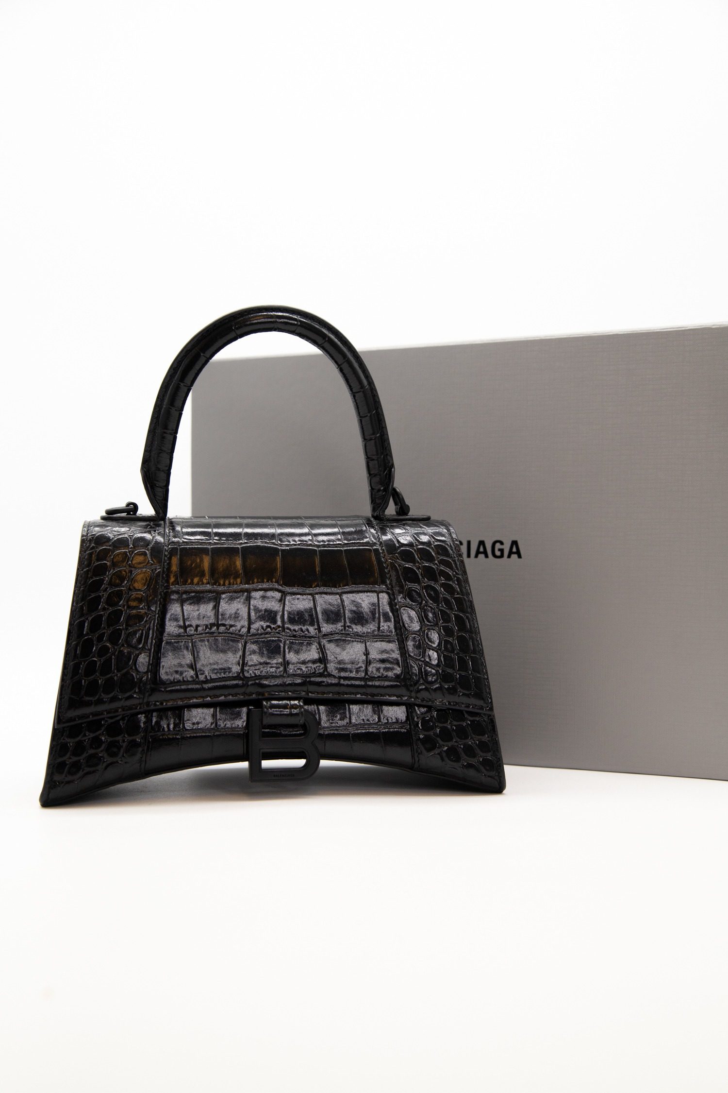 Thumbnail of http://Balenciaga%20Hourglass%20Small%20Umhängetasche%20aus%20Leder