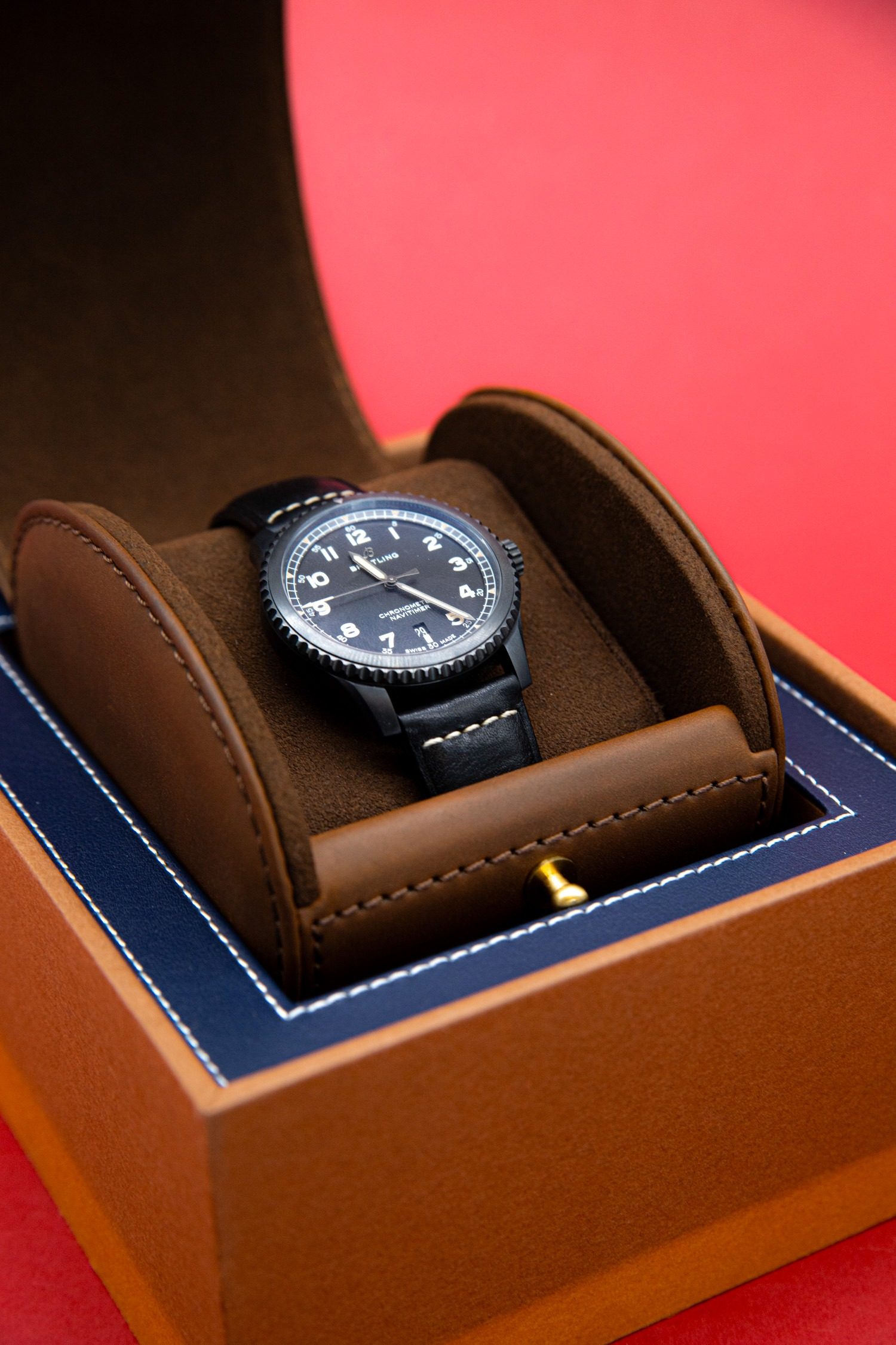 Thumbnail of http://Breitling%20Navitimer%208%20Automatic%20Uhr%20in%20Dunkelgrau%20und%20Schwarz